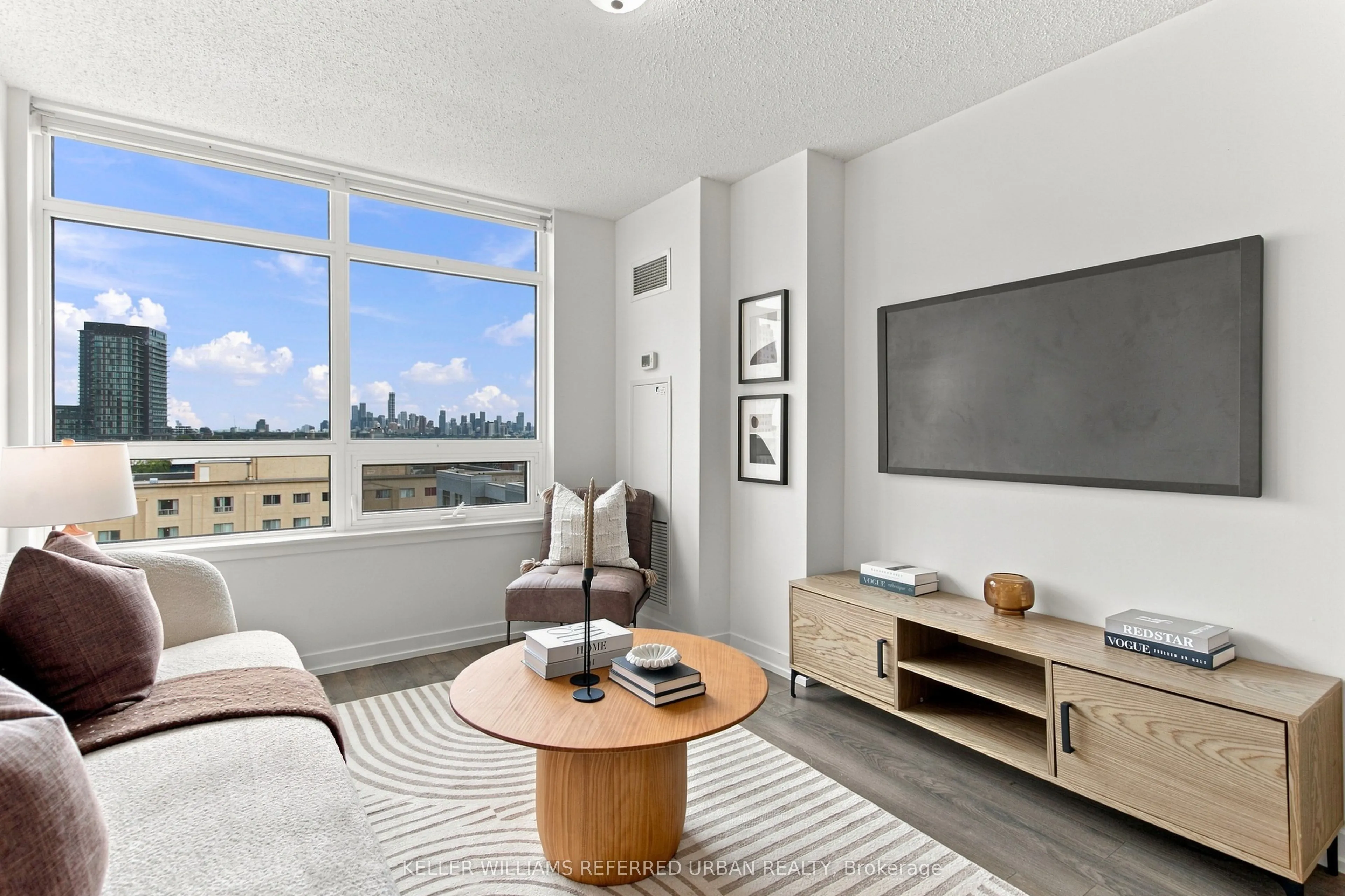 816 Lansdowne Avenue #1014