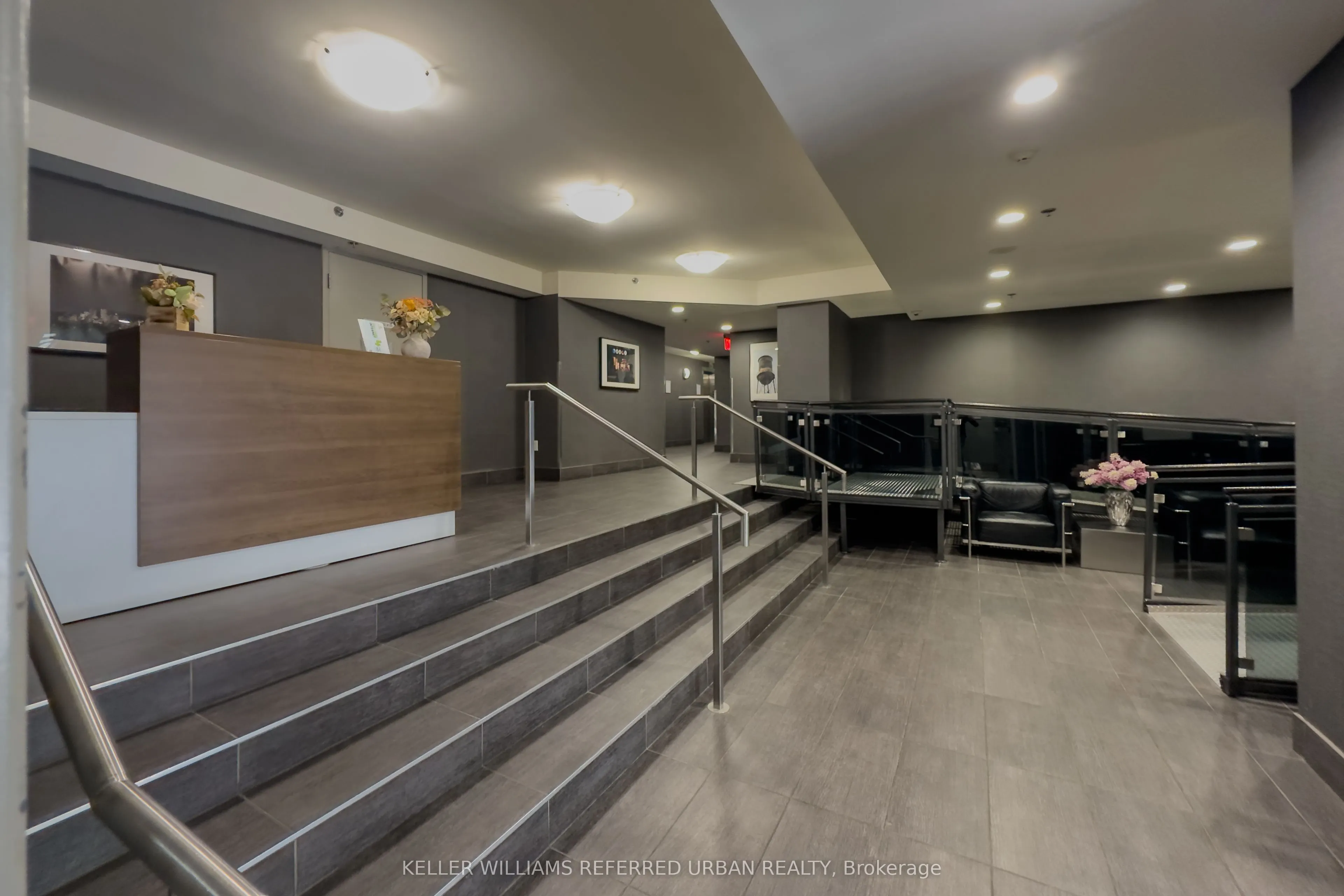 816 Lansdowne Avenue #1014