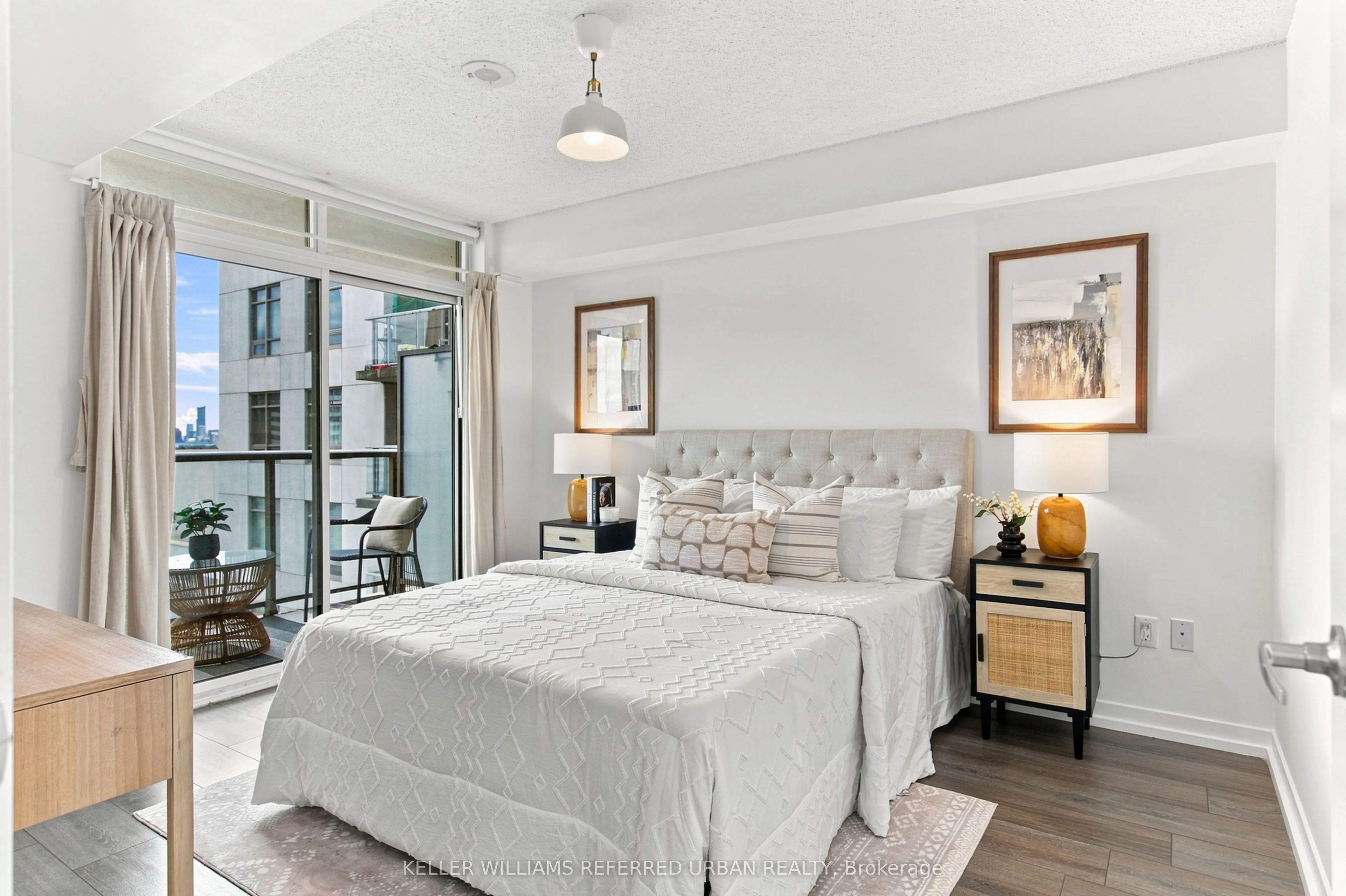 816 Lansdowne Avenue #1014