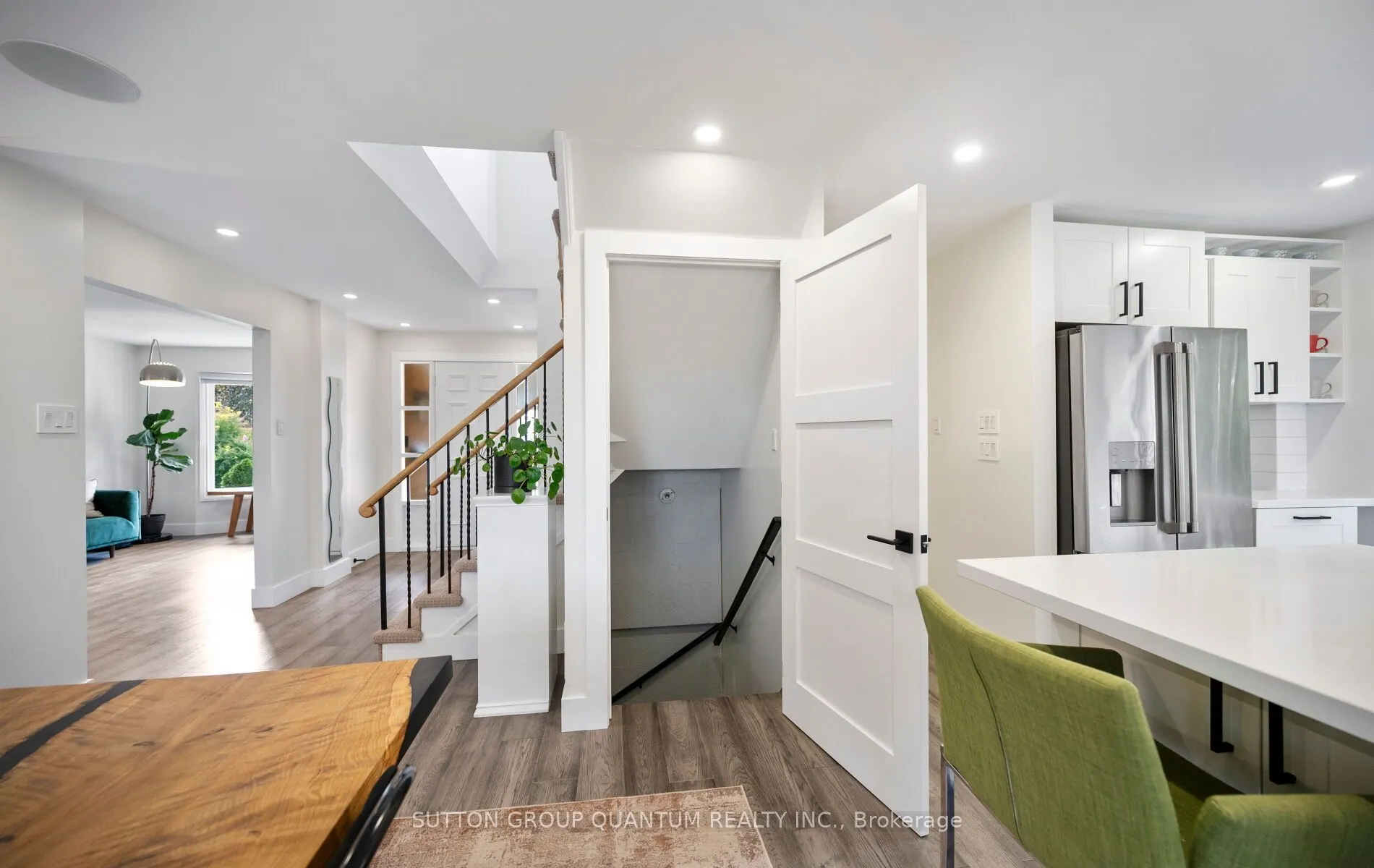 4071 Wheelwright Crescent