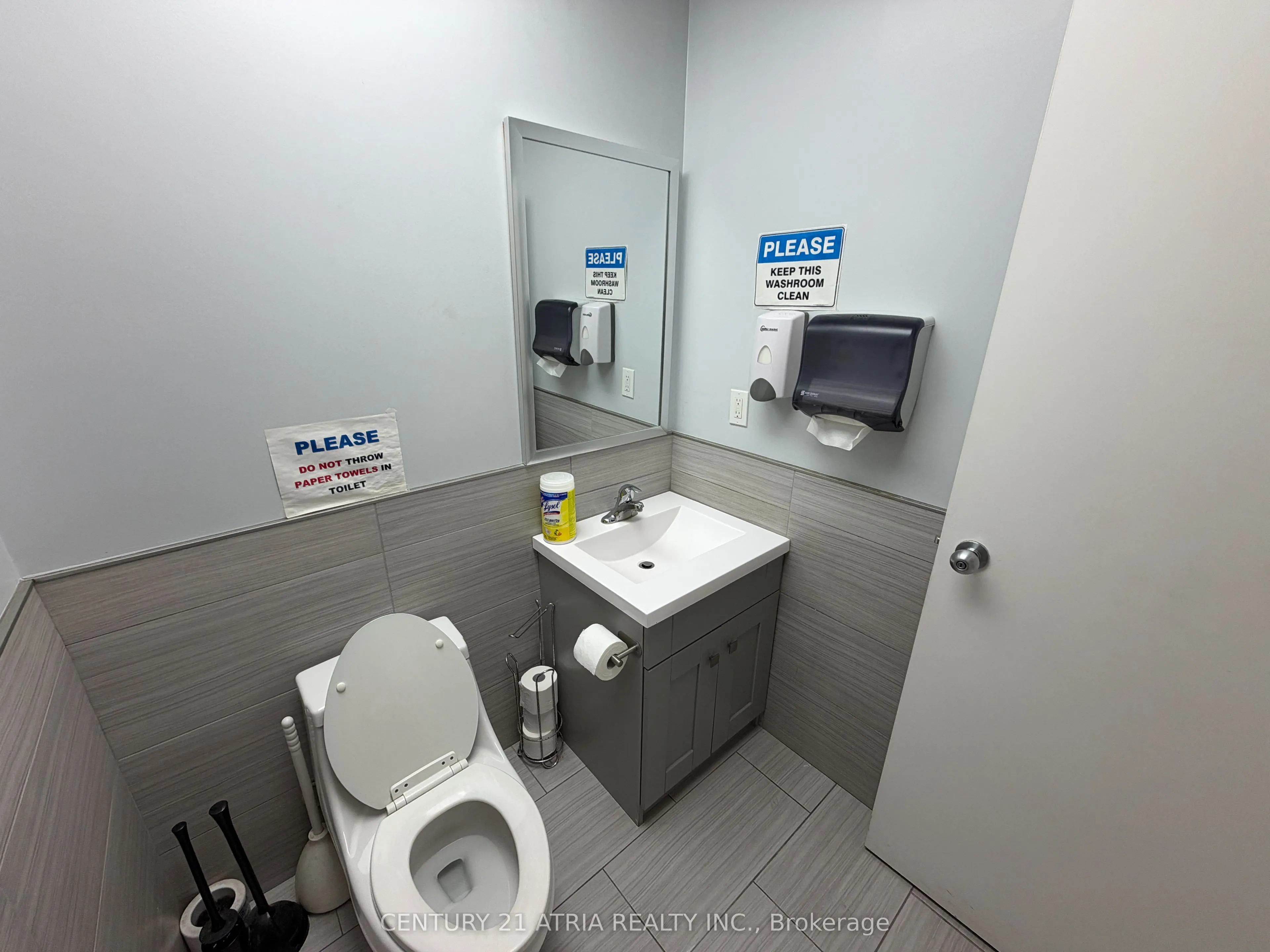 755 Queensway #14