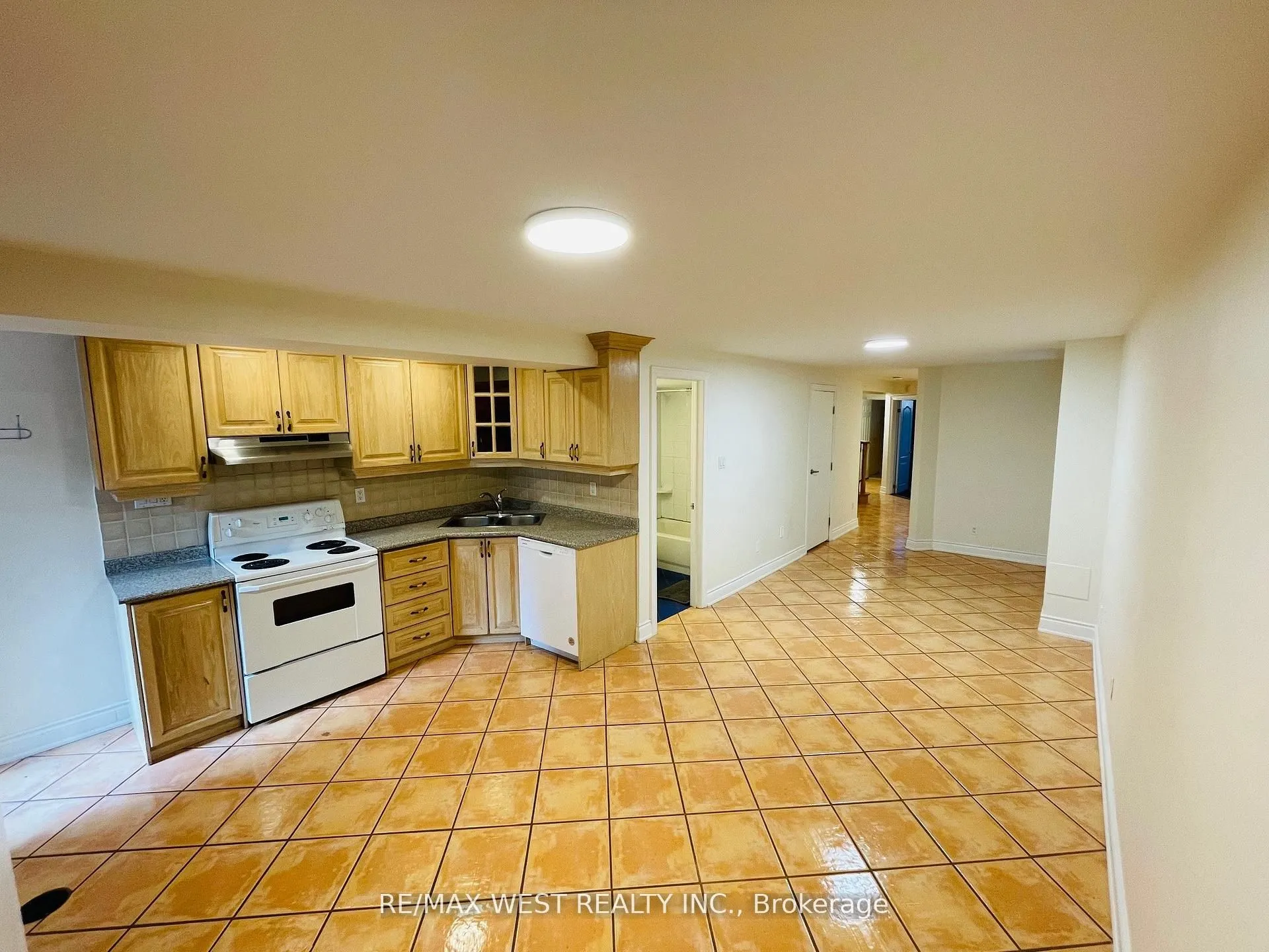 94A Mulock Avenue