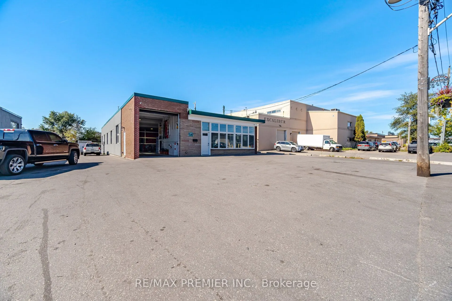 34 Rivalda Road E