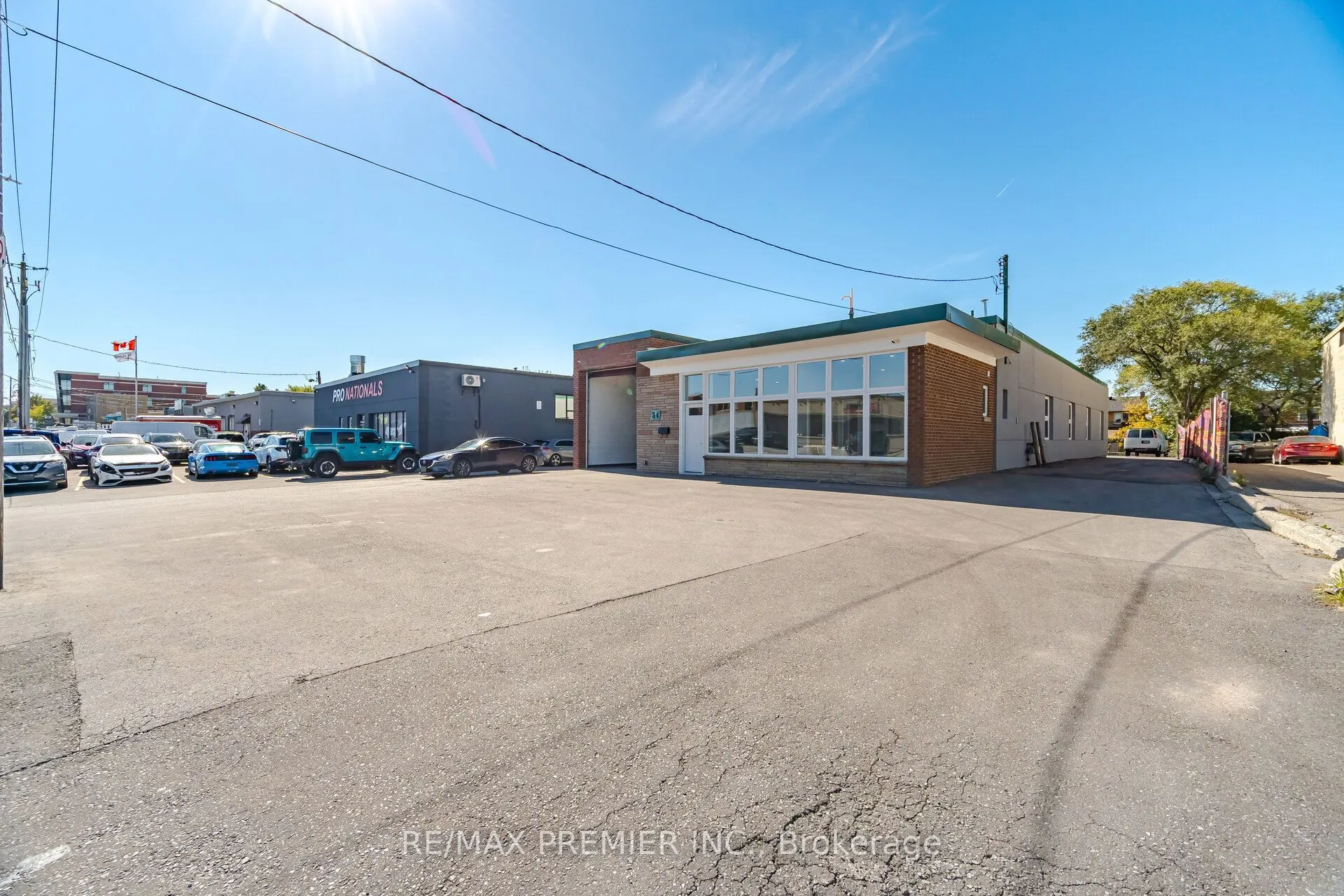 34 Rivalda Road E