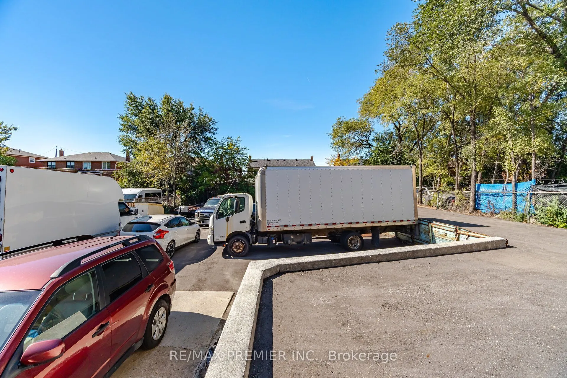 34 Rivalda Road E
