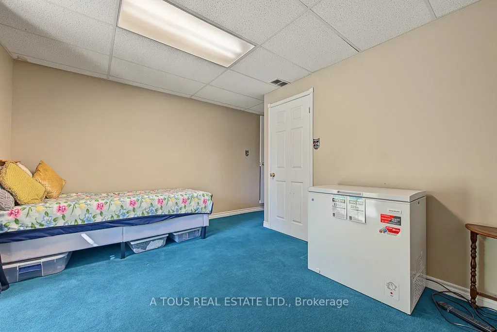 2945 Thomas Street #77