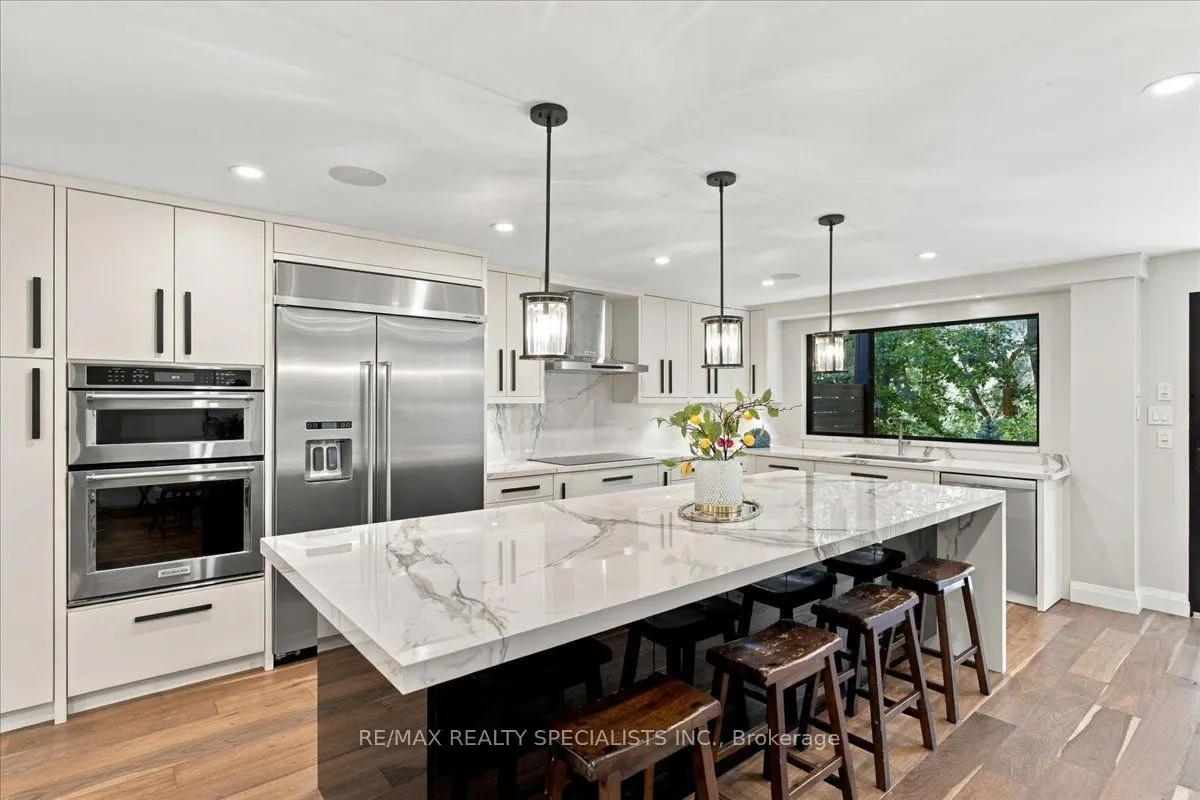 1131 Highgate Place