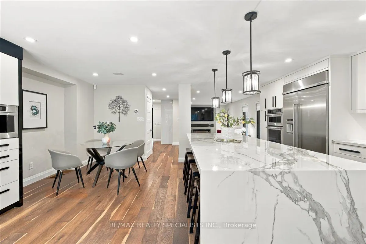 1131 Highgate Place