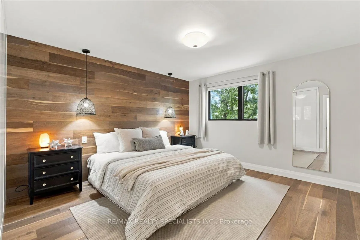 1131 Highgate Place