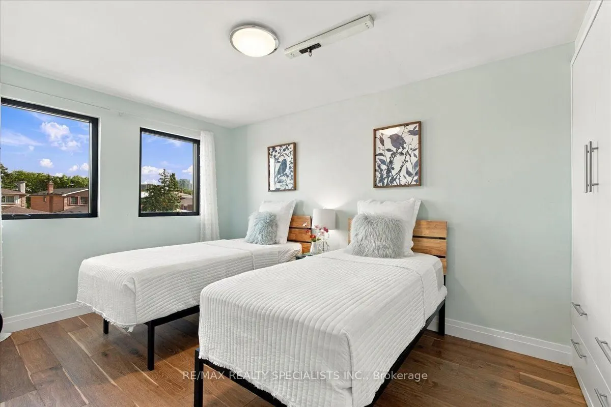 1131 Highgate Place
