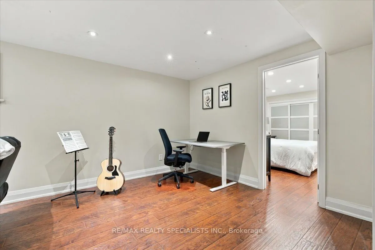 1131 Highgate Place