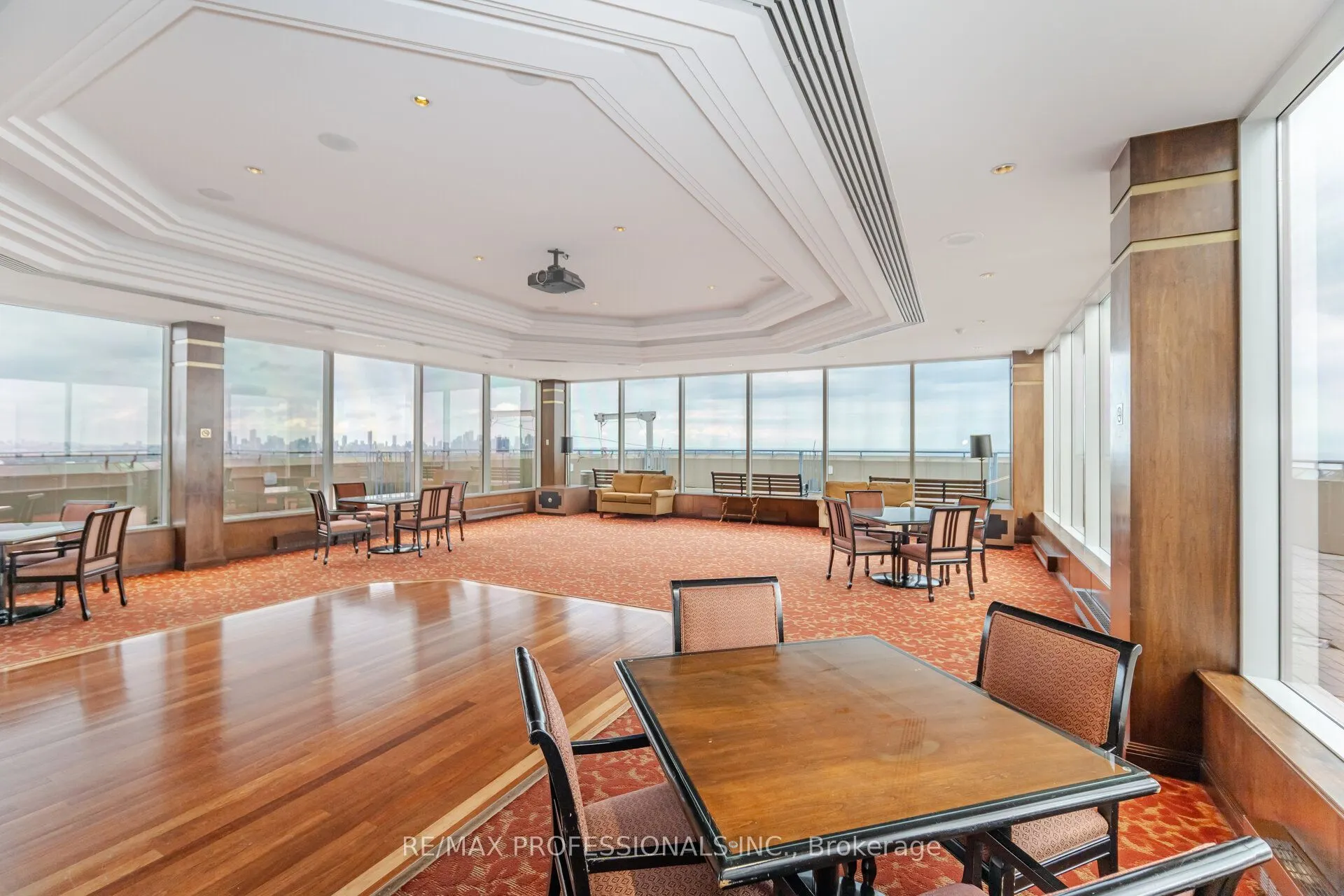 1 Palace Pier Court #4203