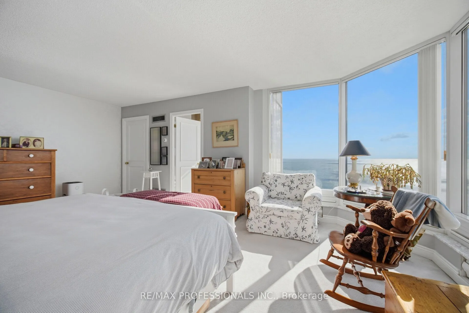 1 Palace Pier Court #4203