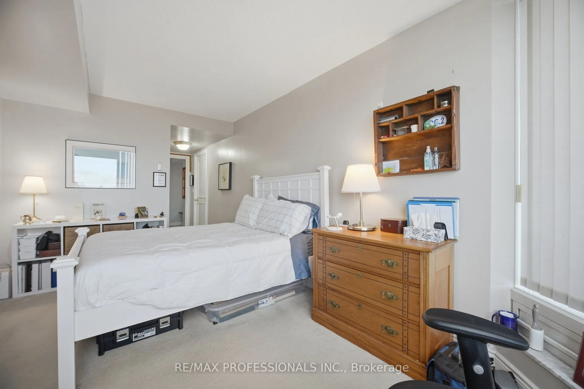 1 Palace Pier Court #4203