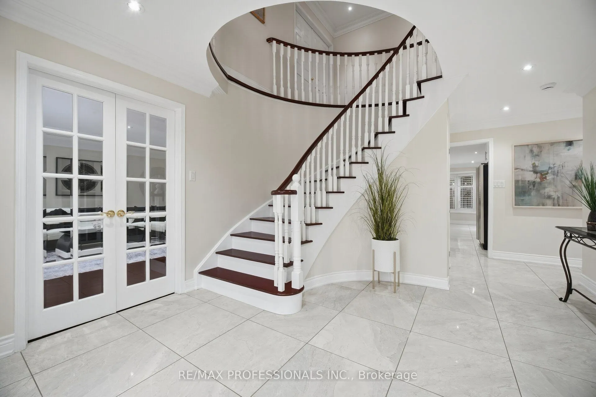 4 McFadden Drive