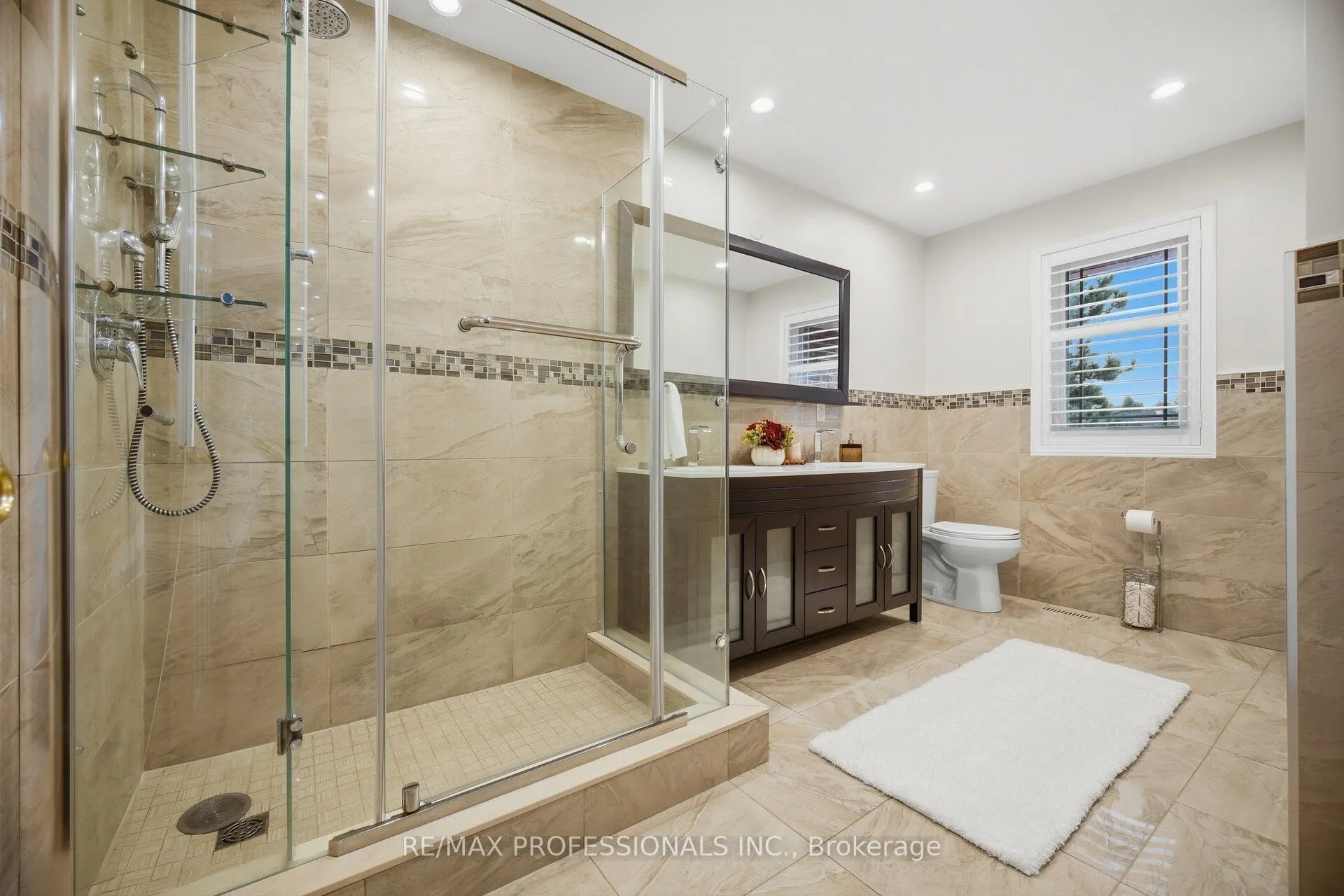 4 McFadden Drive