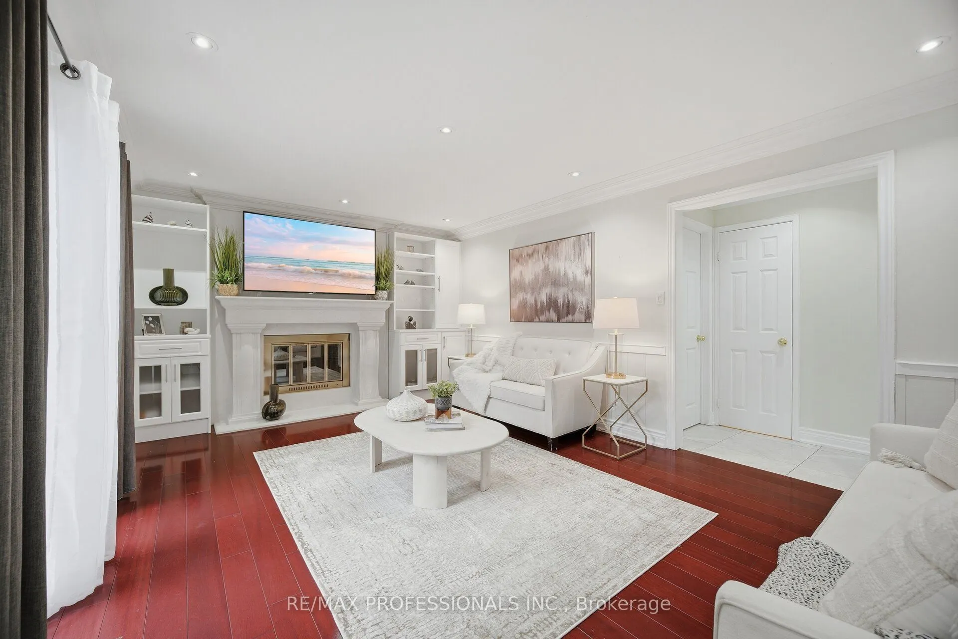 4 McFadden Drive