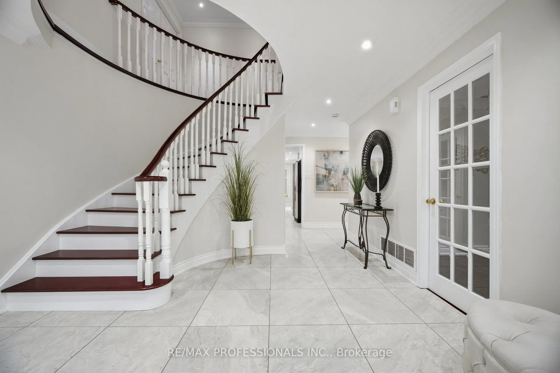 4 McFadden Drive
