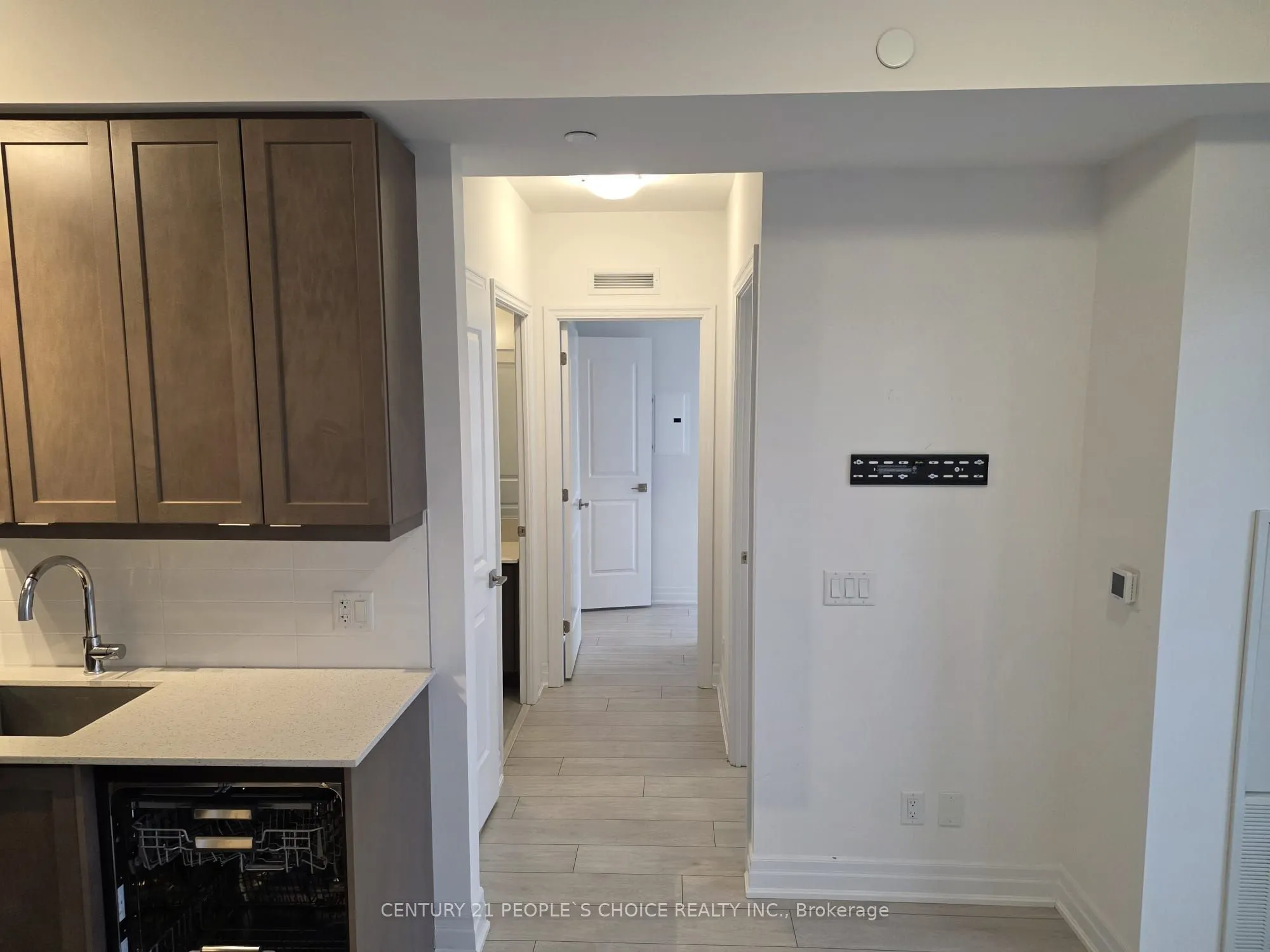 30 Elm Drive W #1102