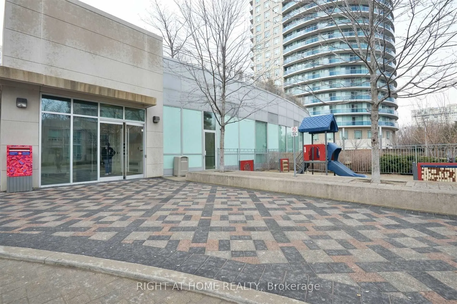 80 Absolute Avenue #1508