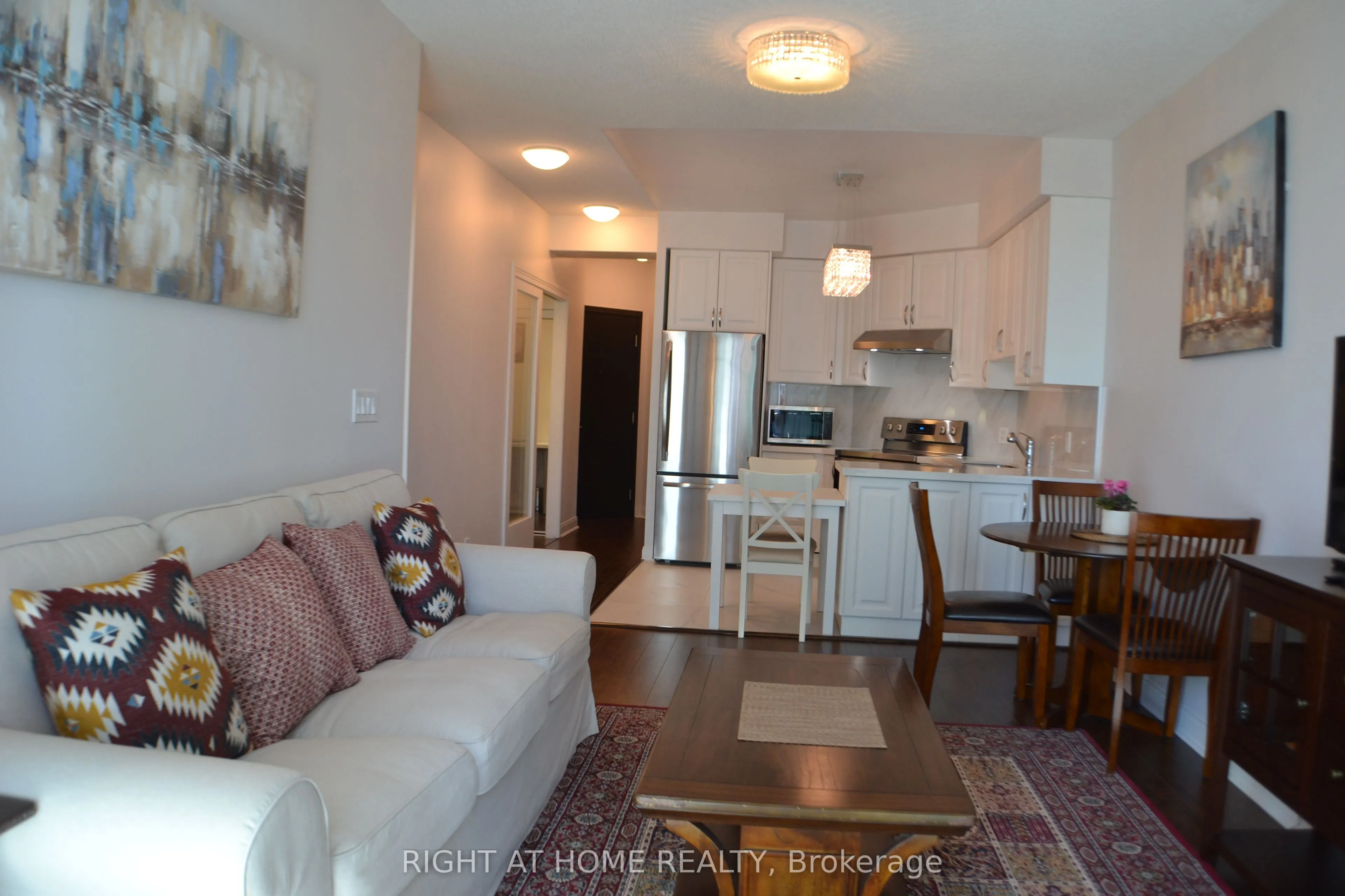 80 Absolute Avenue #1508