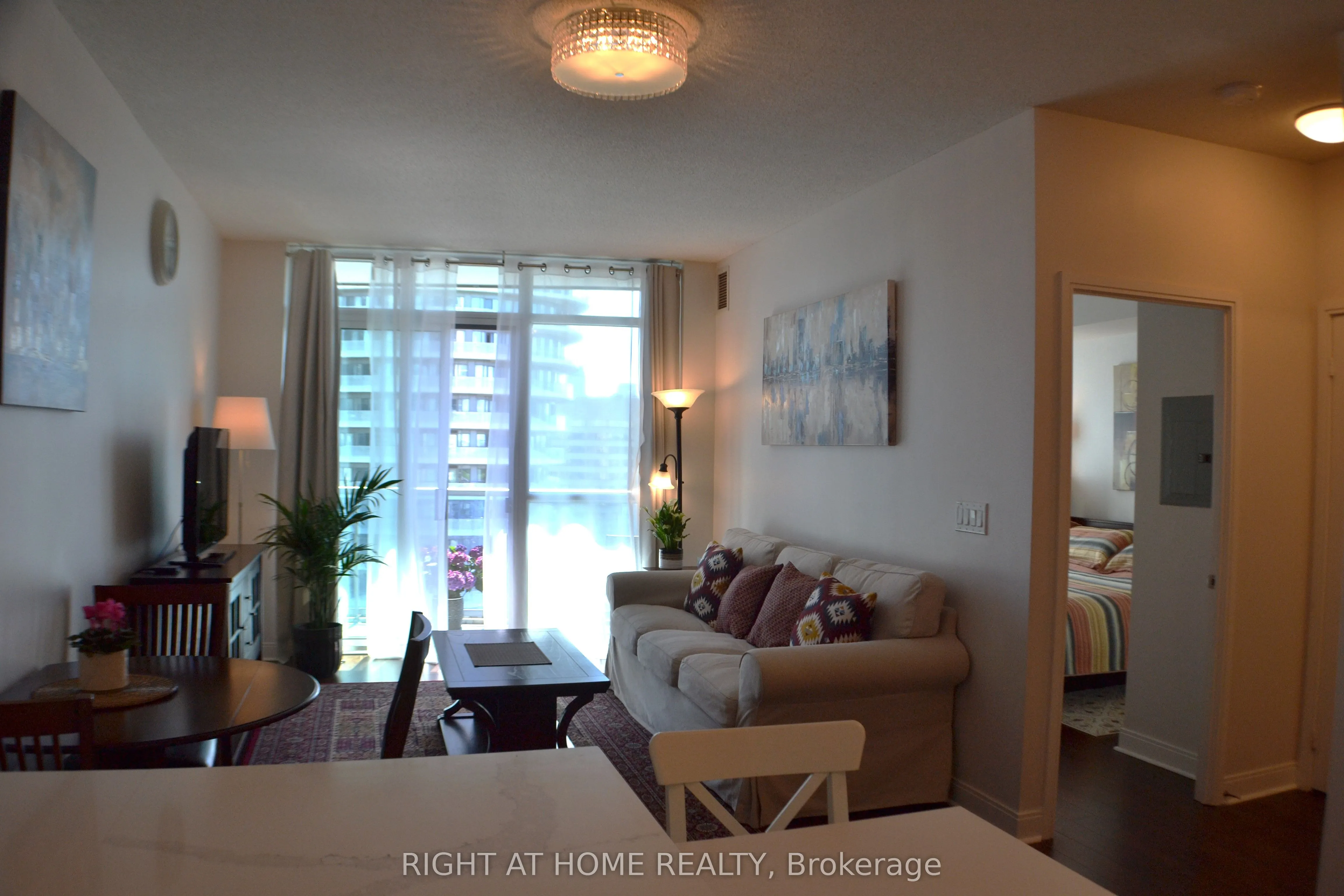 80 Absolute Avenue #1508