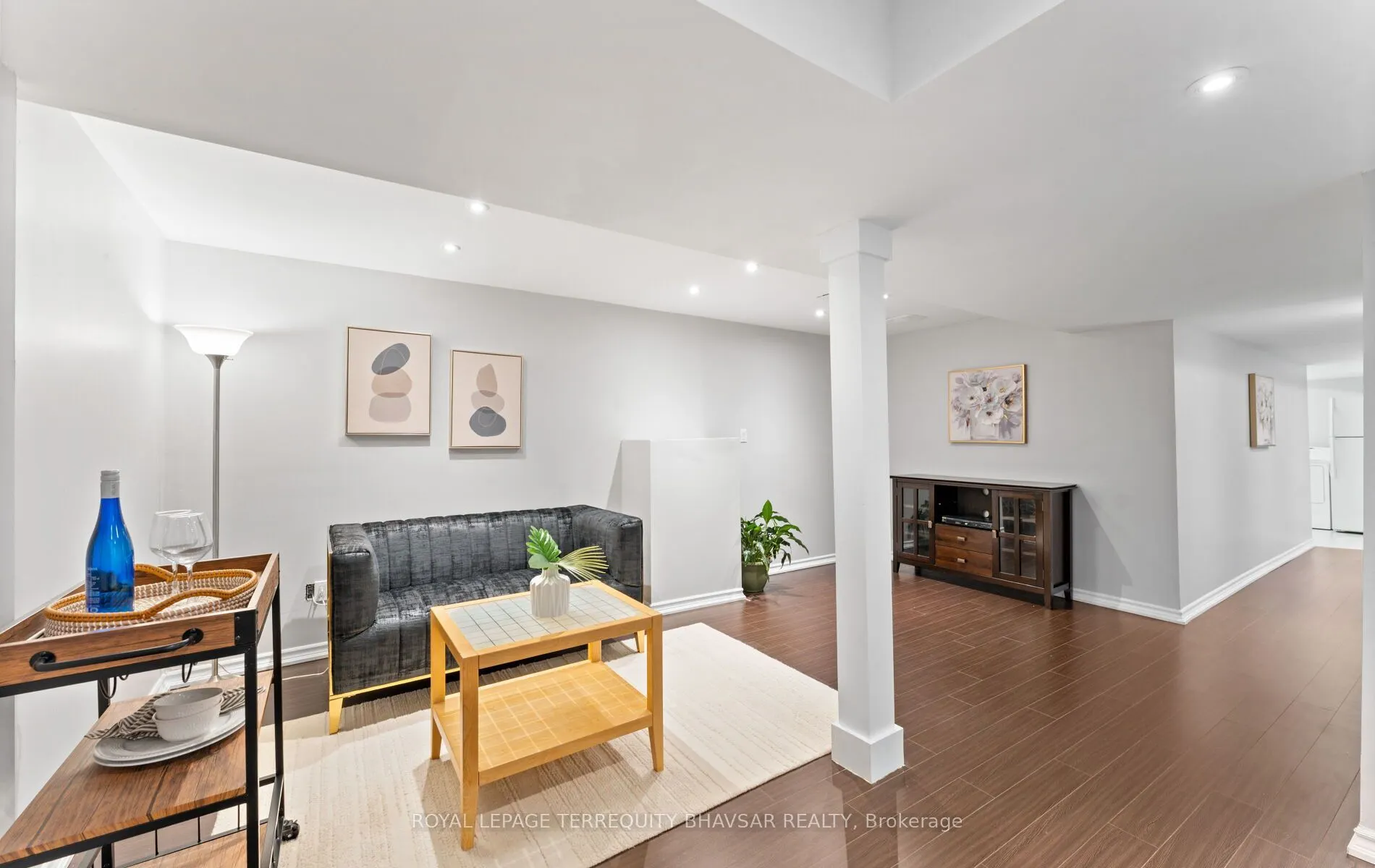 6559 Sapling Trail