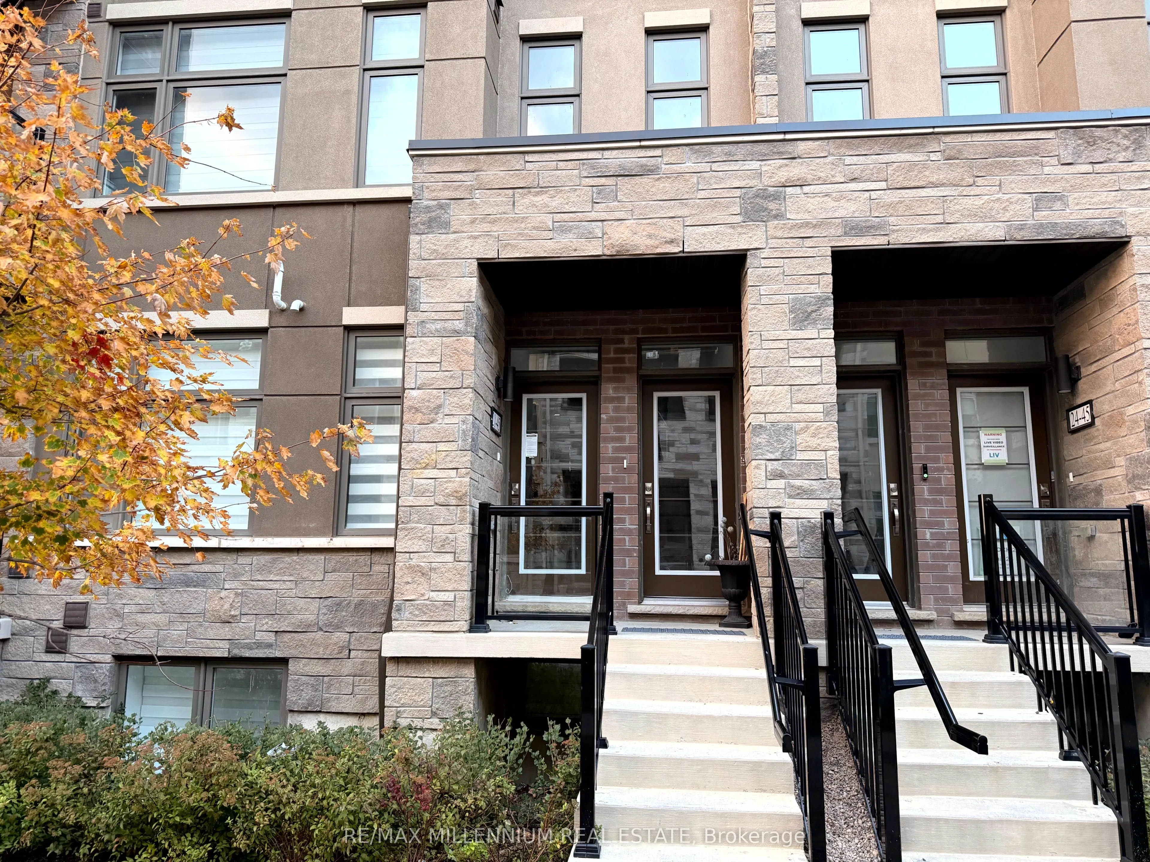 45 Fieldridge Crescent #21