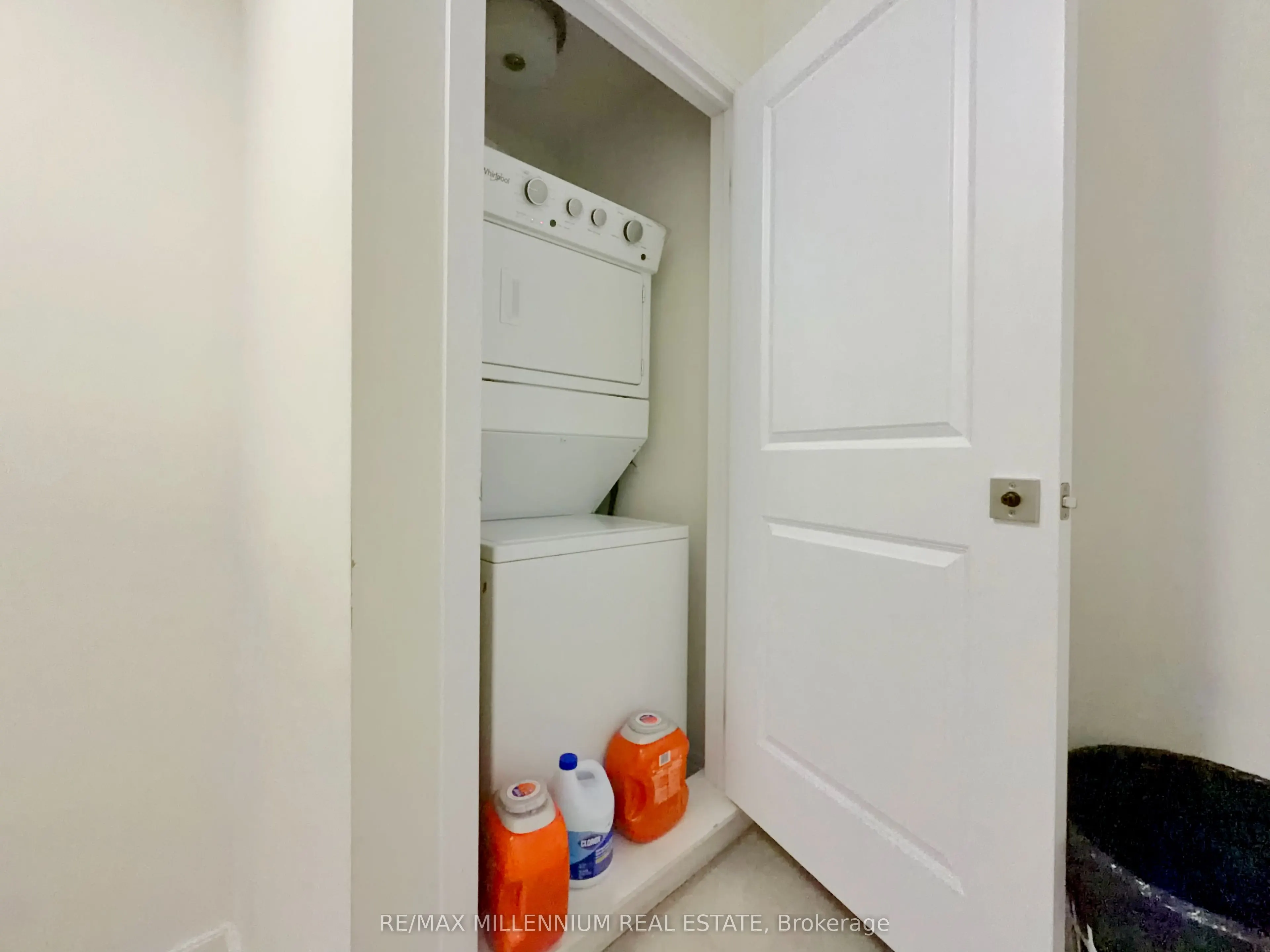 45 Fieldridge Crescent #21