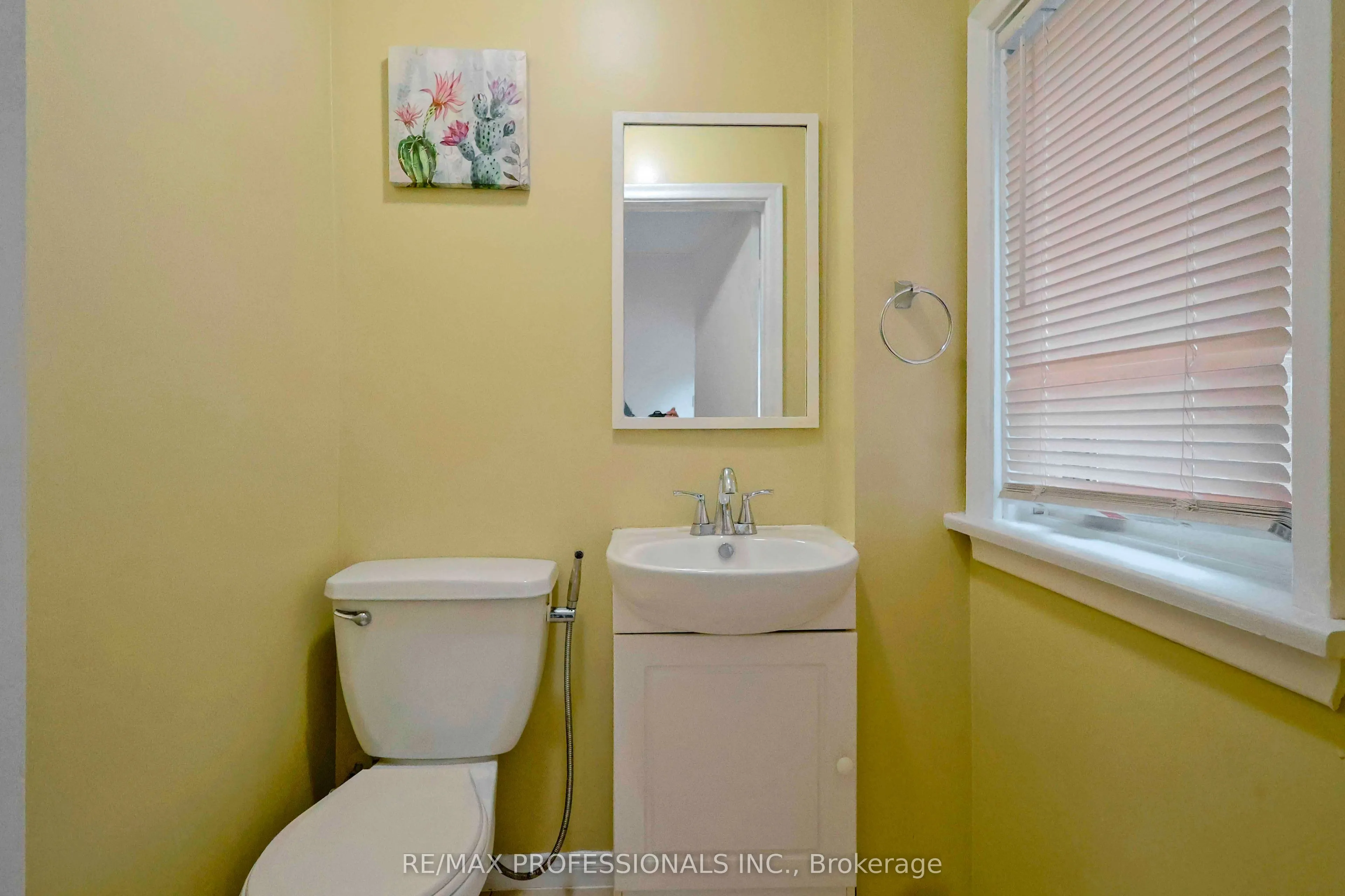 109 Botfield Avenue