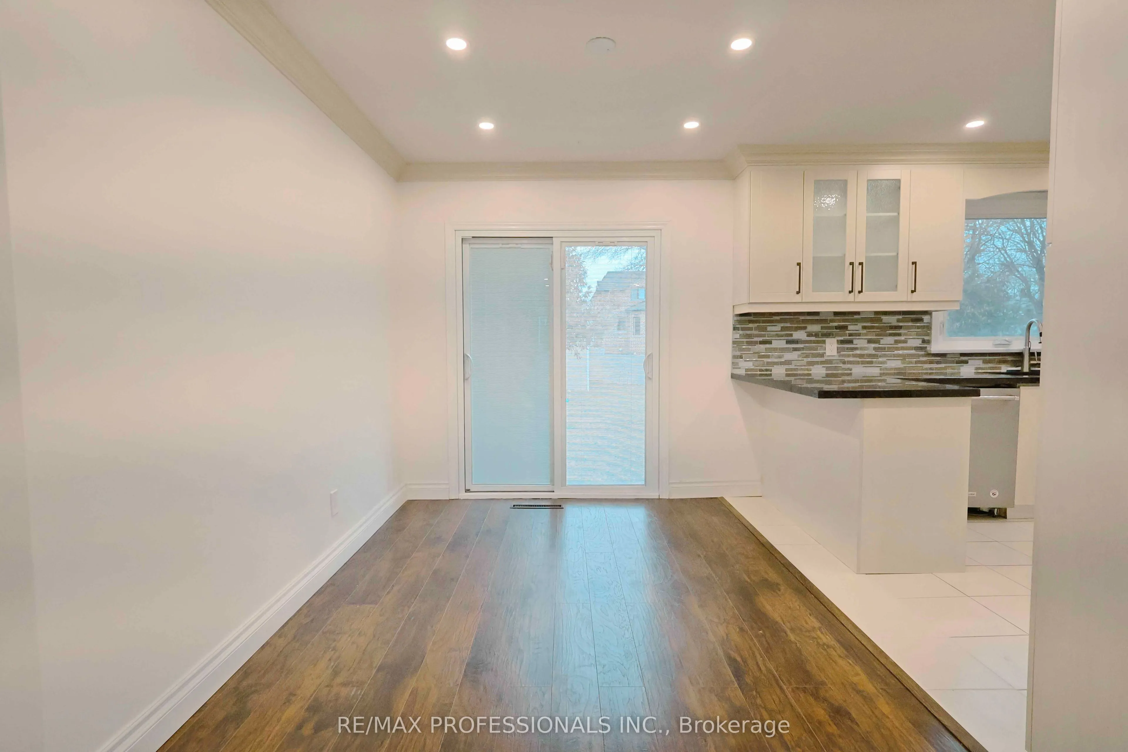 109 Botfield Avenue