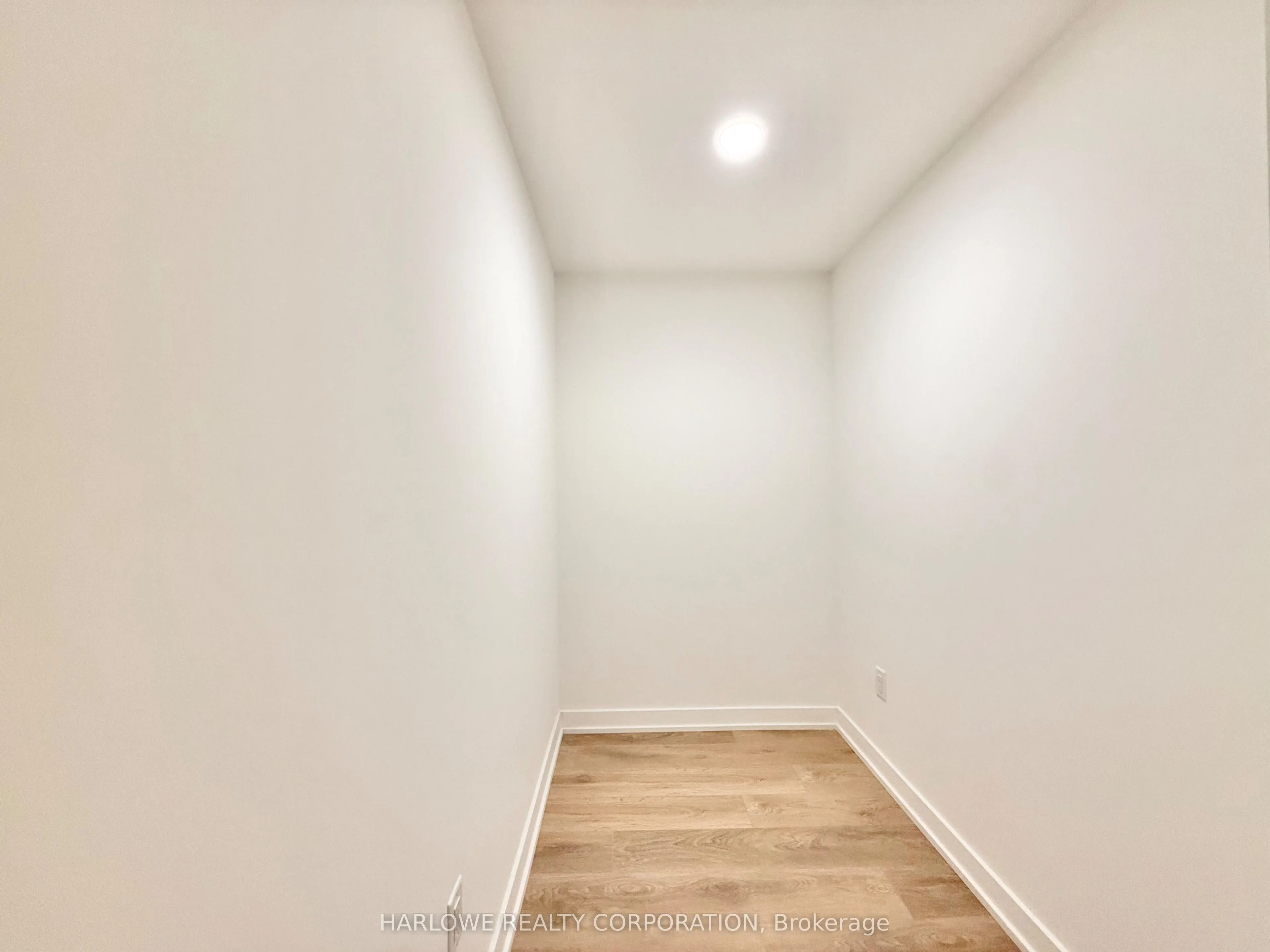1 Vine Avenue #104