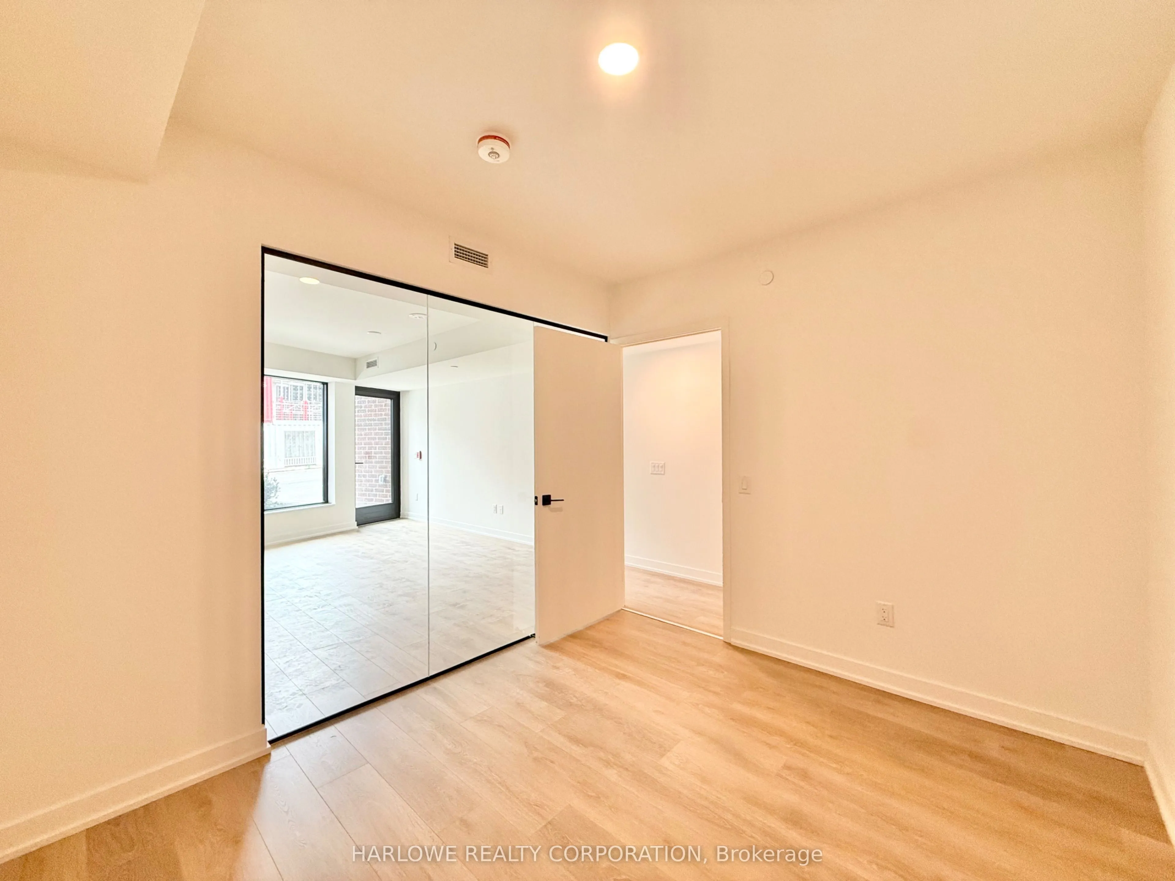 1 Vine Avenue #104