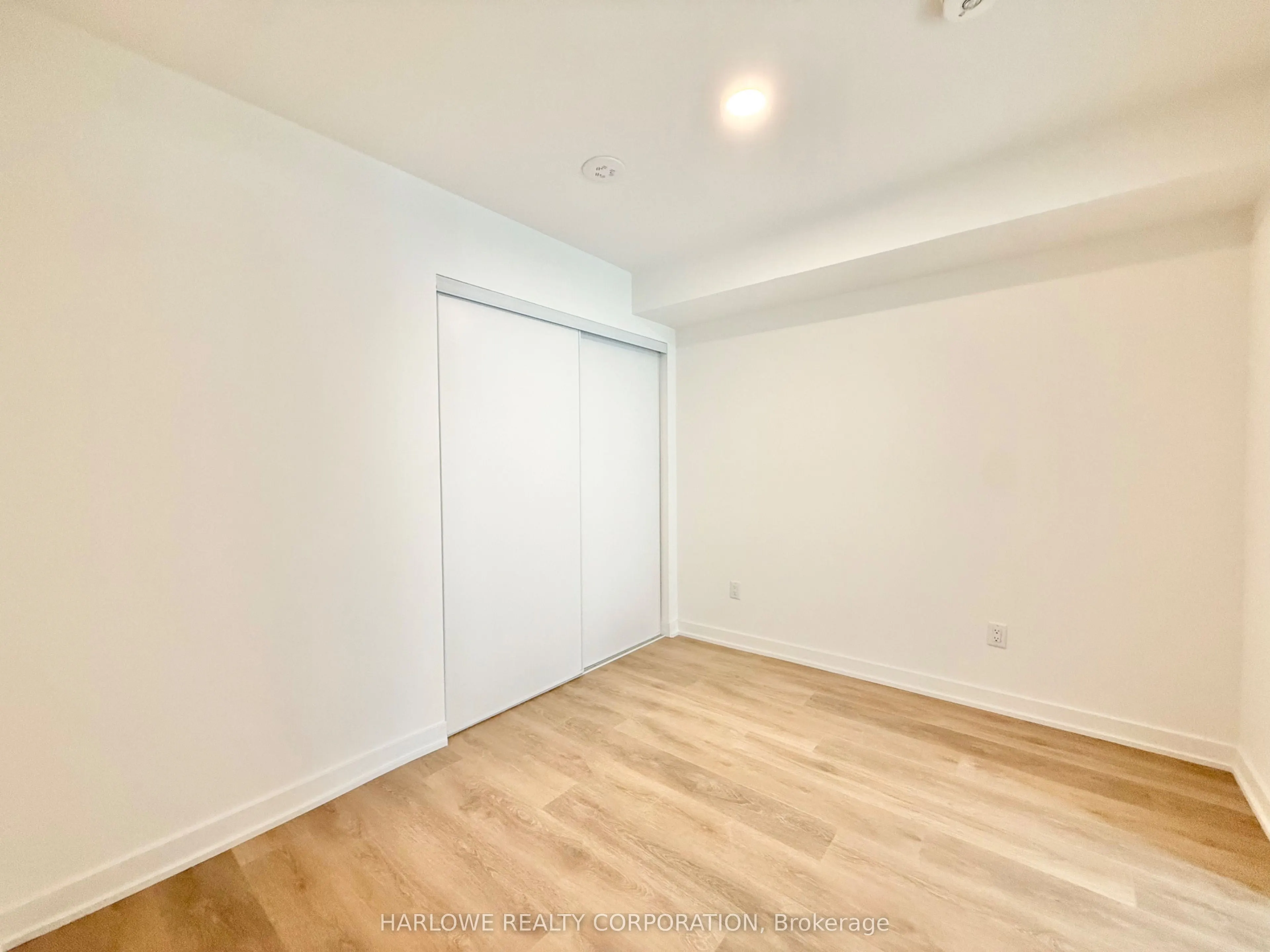 1 Vine Avenue #104