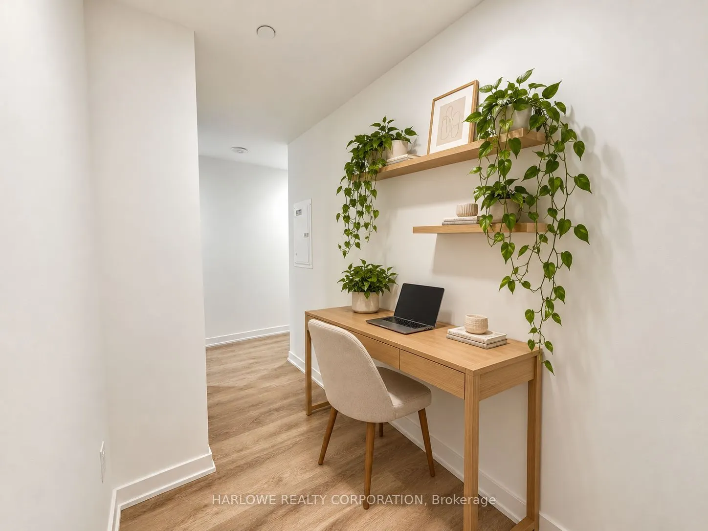 1 Vine Avenue #104