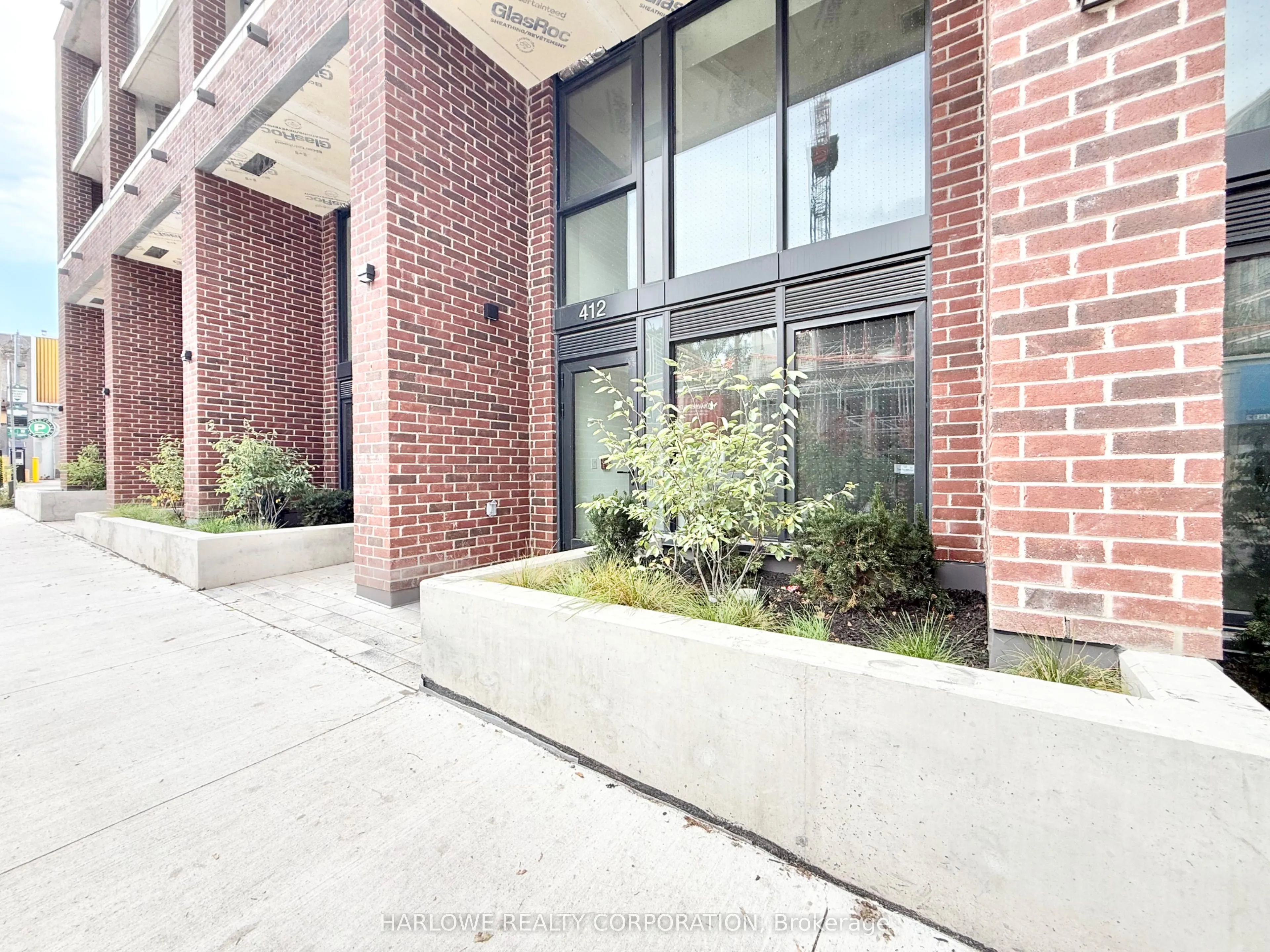 1 Vine Avenue #104