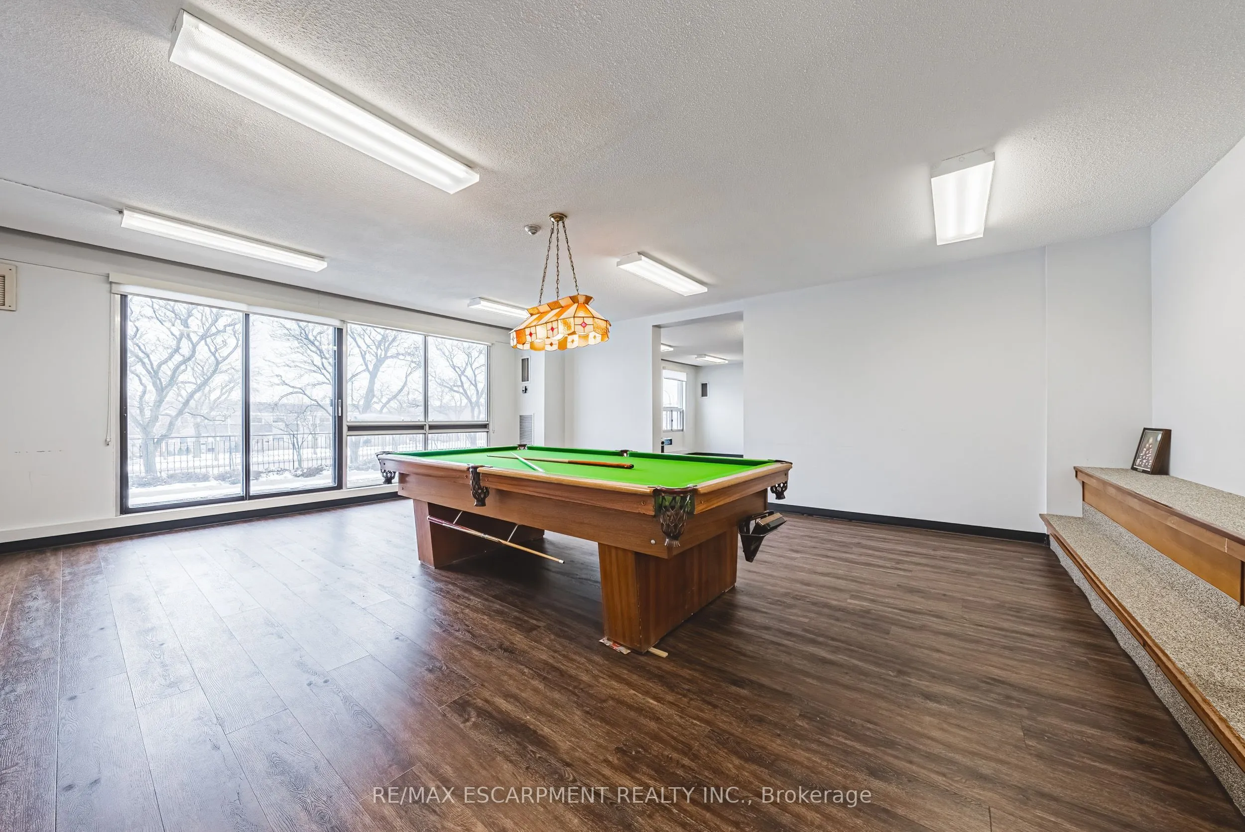 2055 UPPER MIDDLE Road #1105