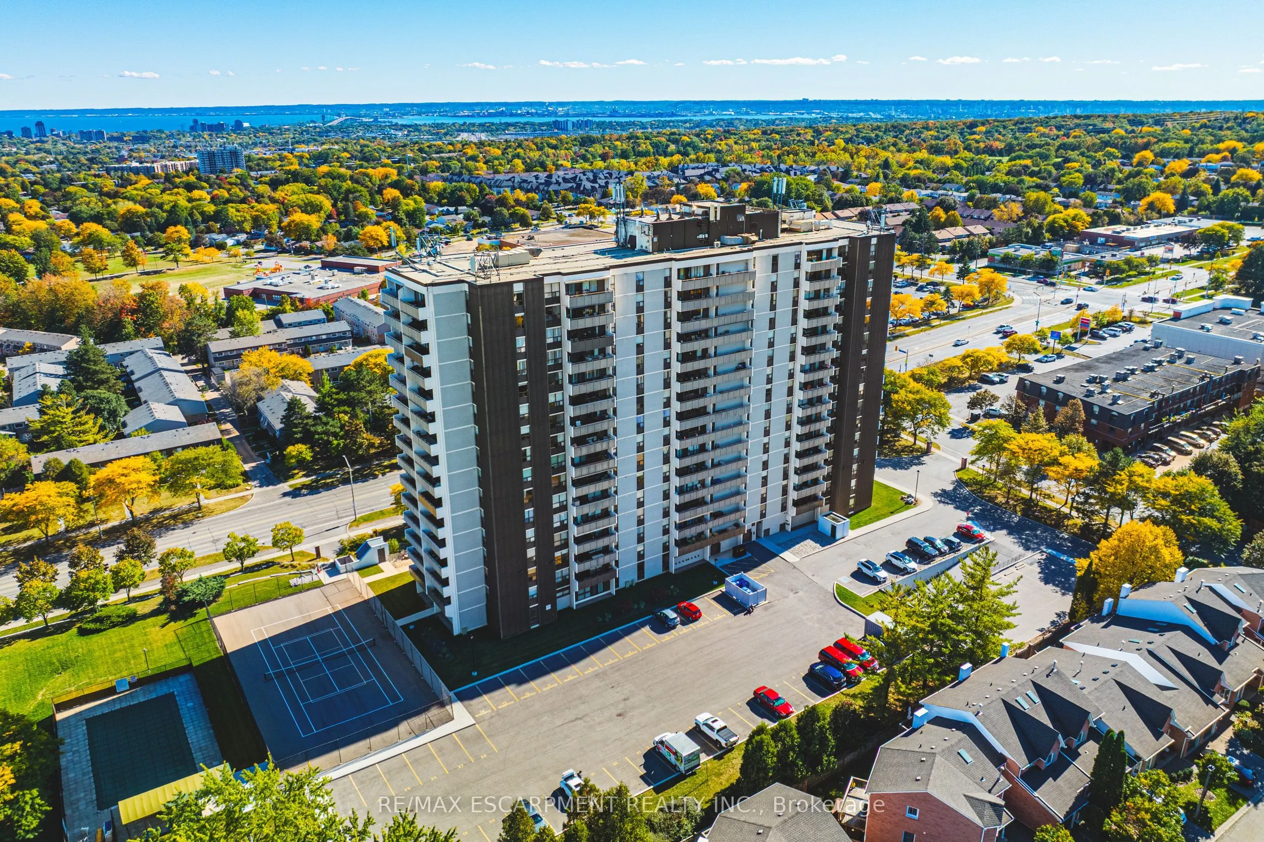 2055 UPPER MIDDLE Road #1105