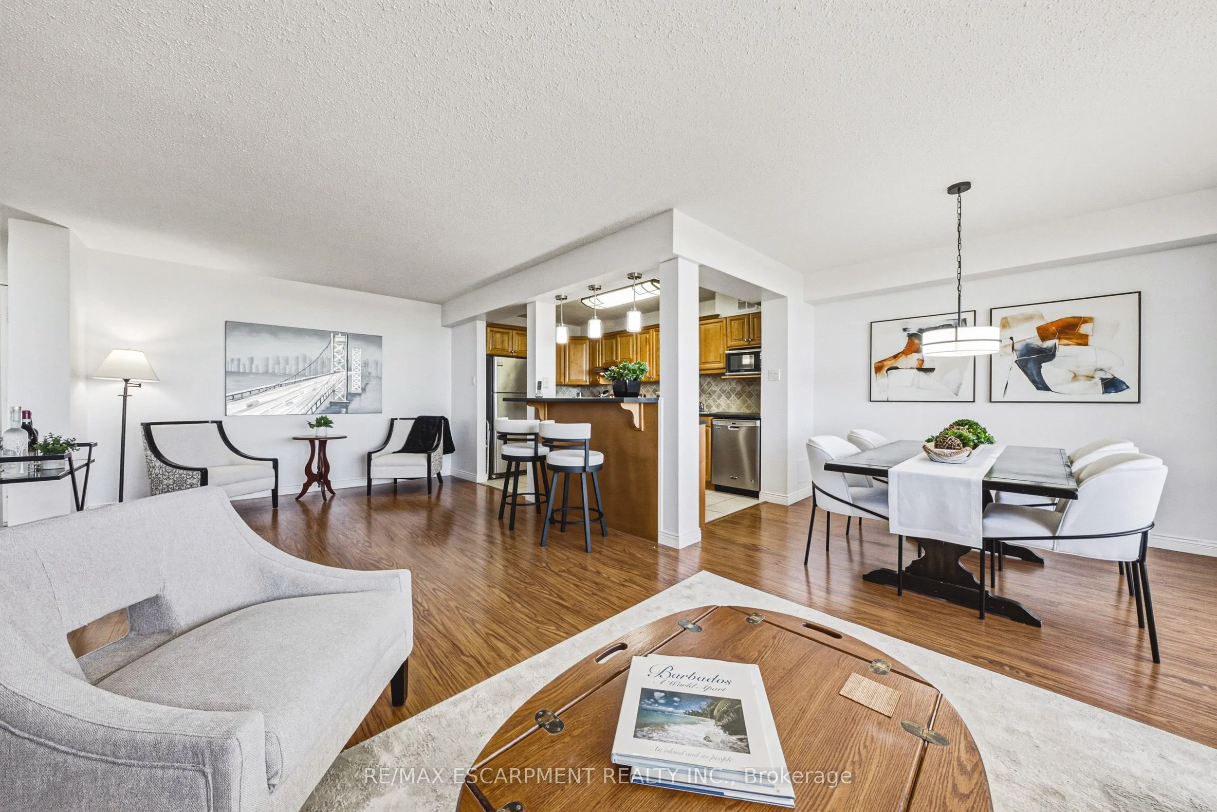 2055 UPPER MIDDLE Road #1105
