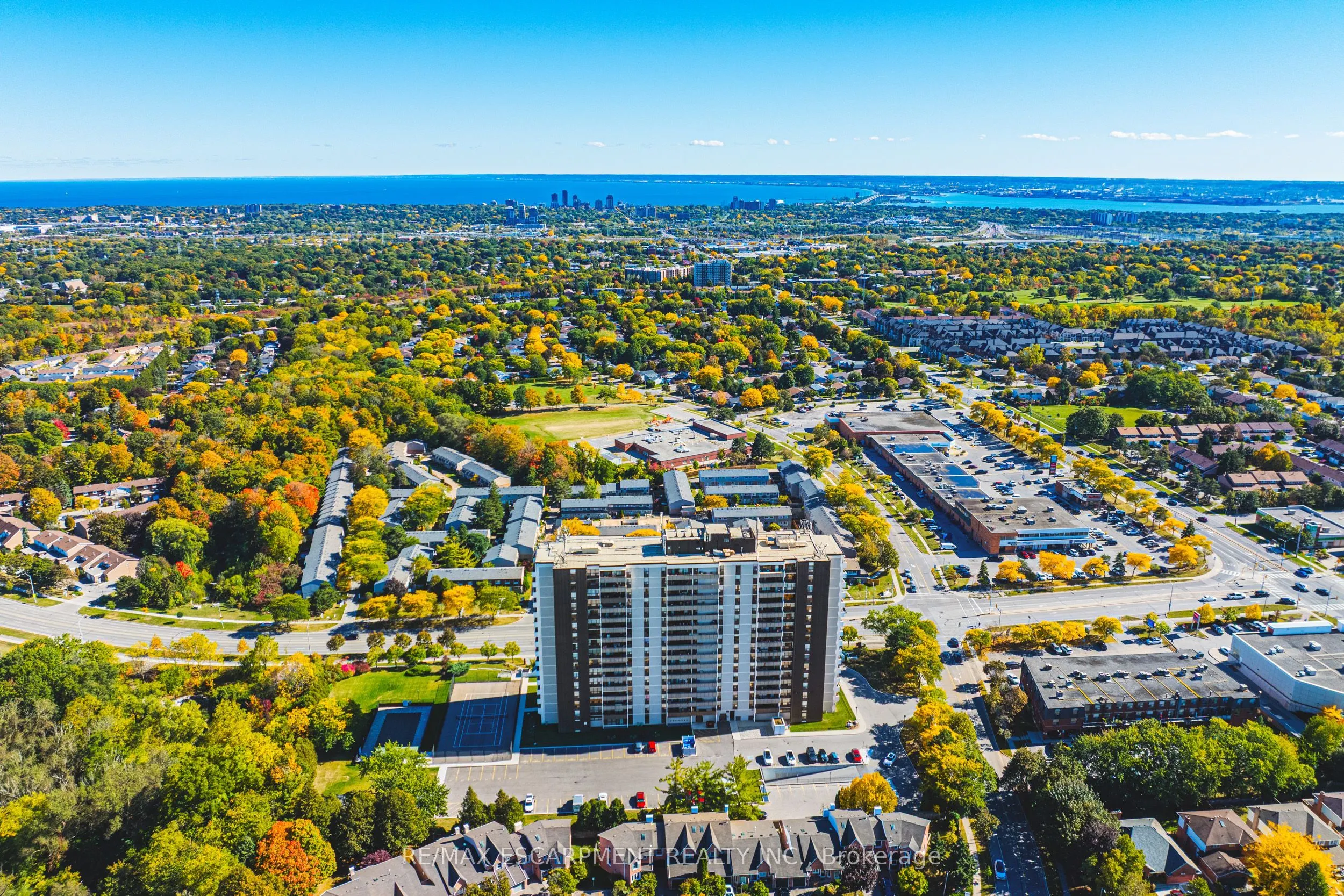2055 UPPER MIDDLE Road #1105
