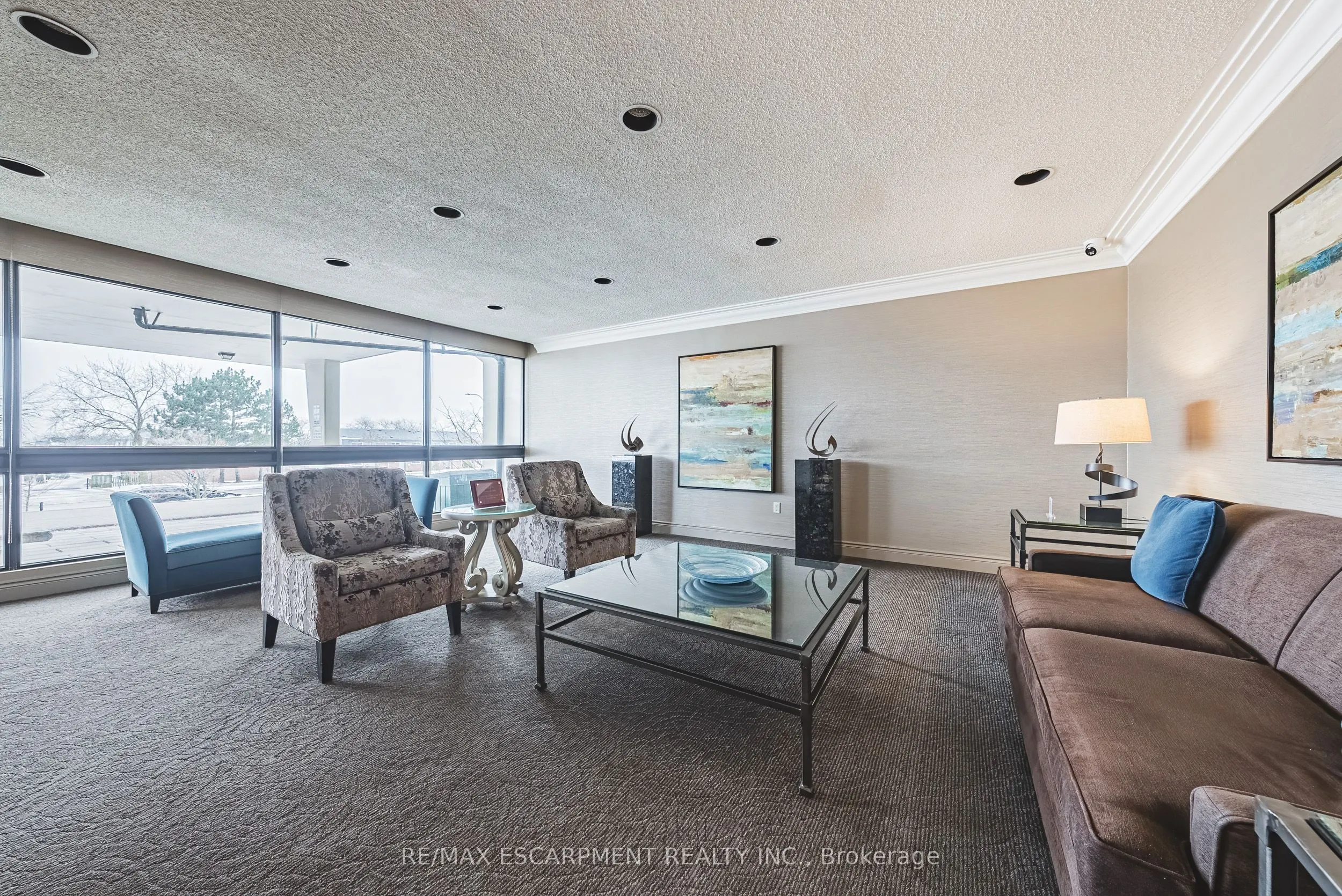 2055 UPPER MIDDLE Road #1105