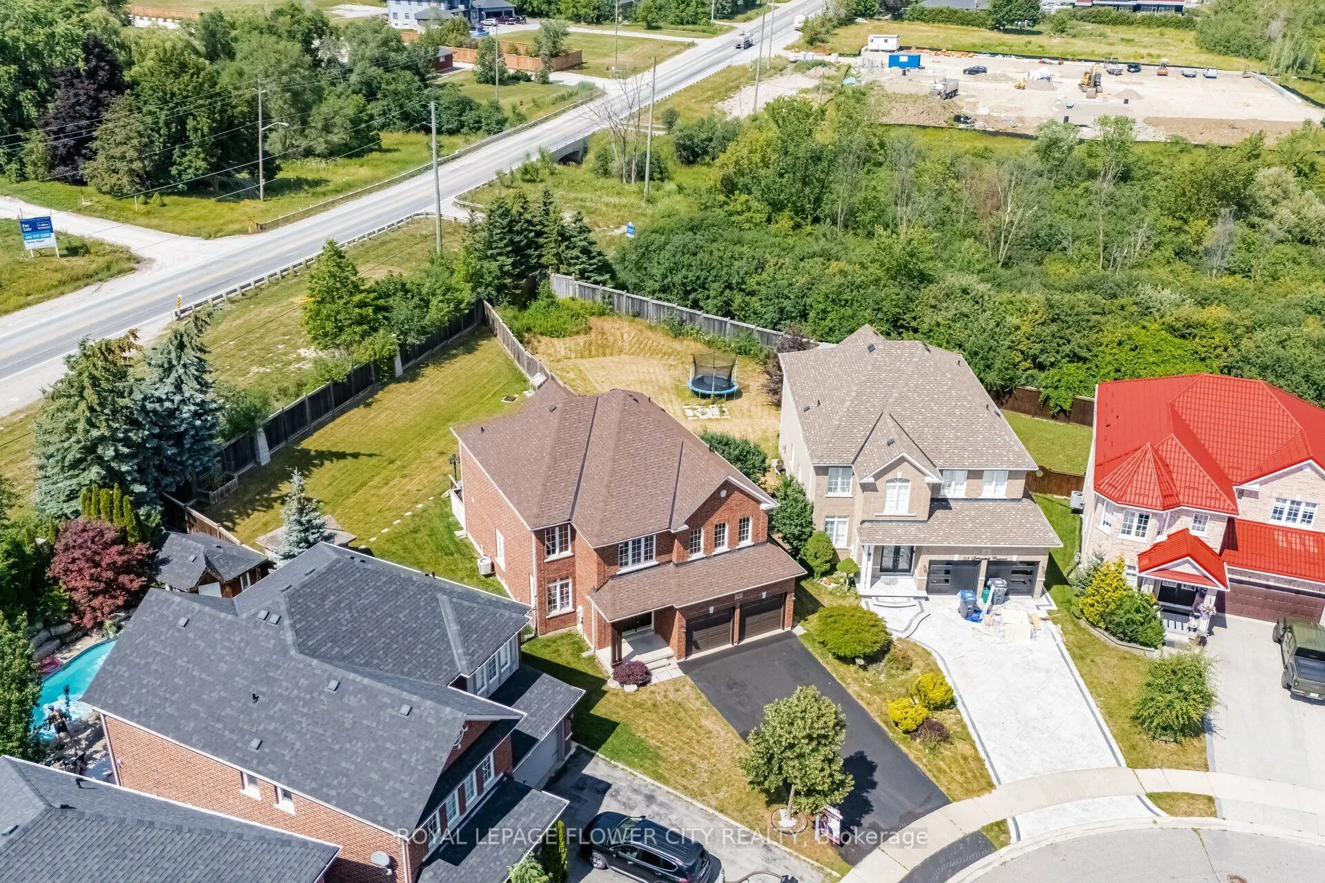 56 Laurentide Crescent