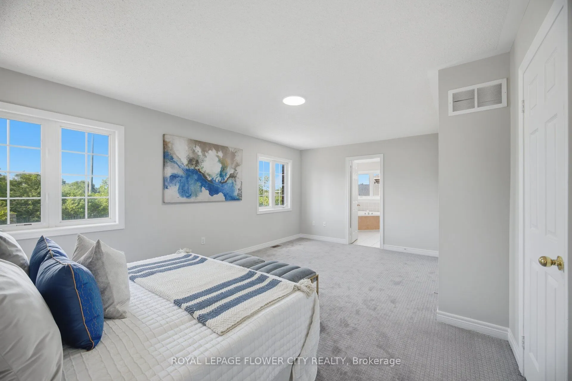 56 Laurentide Crescent