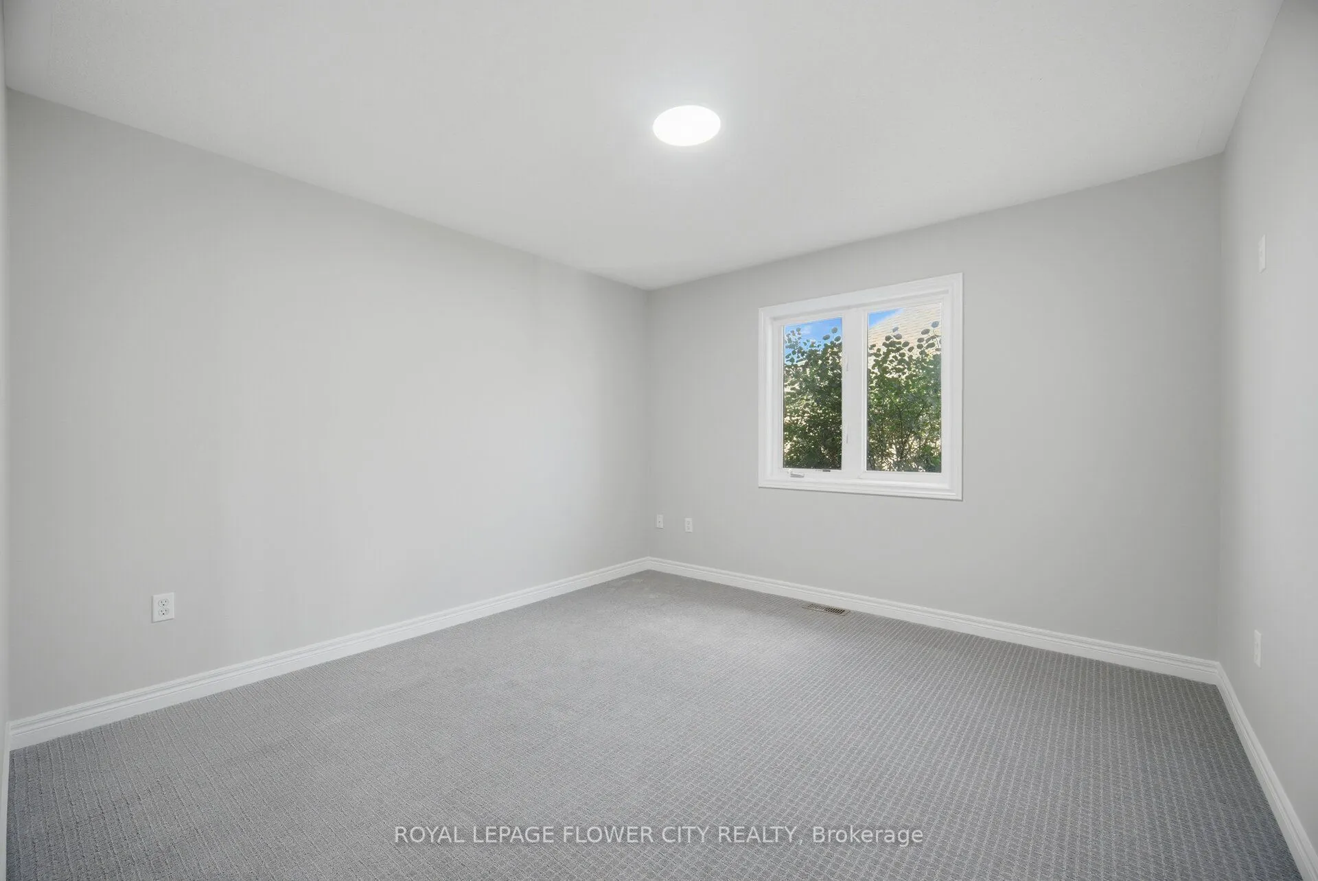 56 Laurentide Crescent
