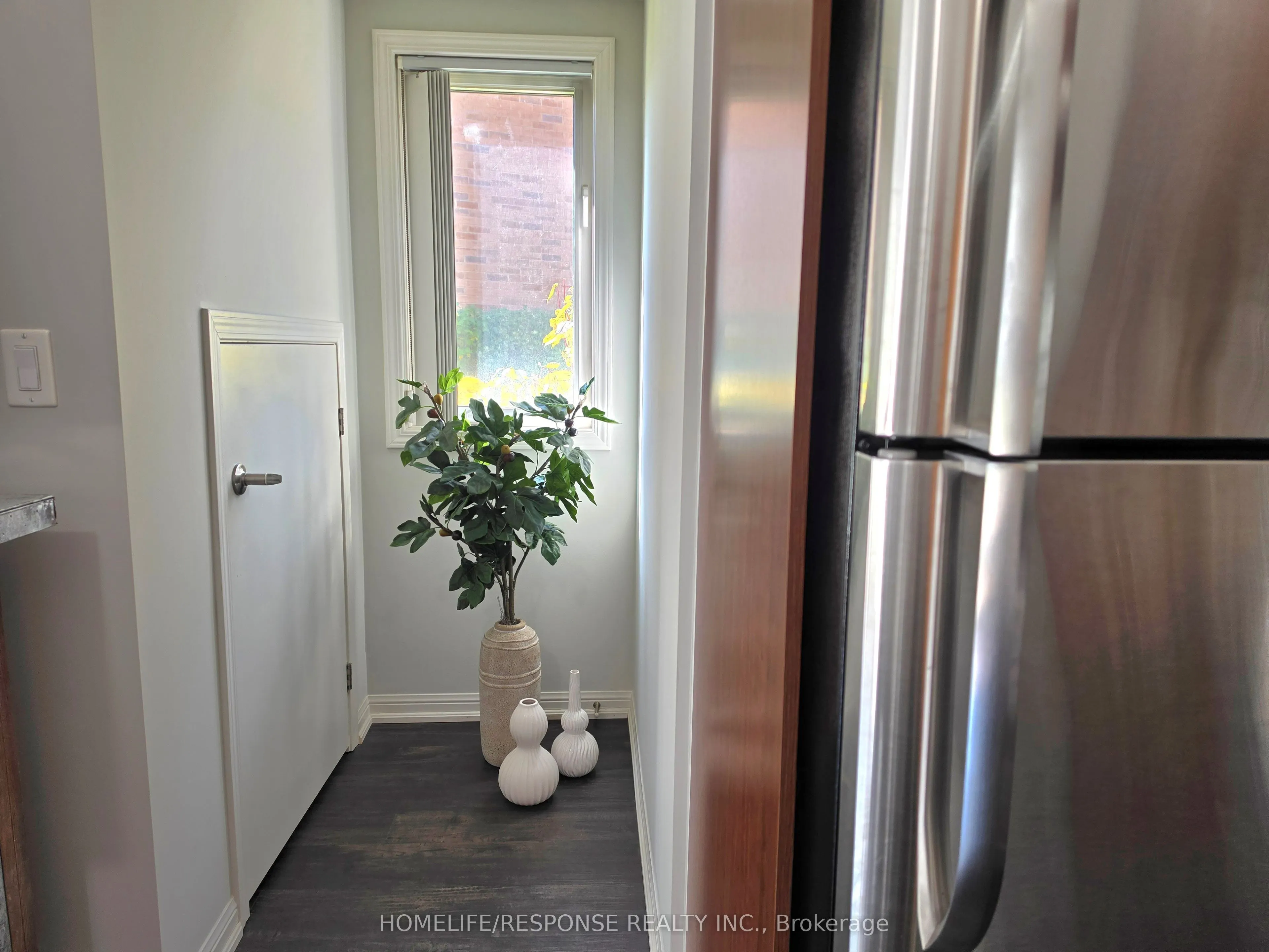 3175 BOXFORD Crescent #5
