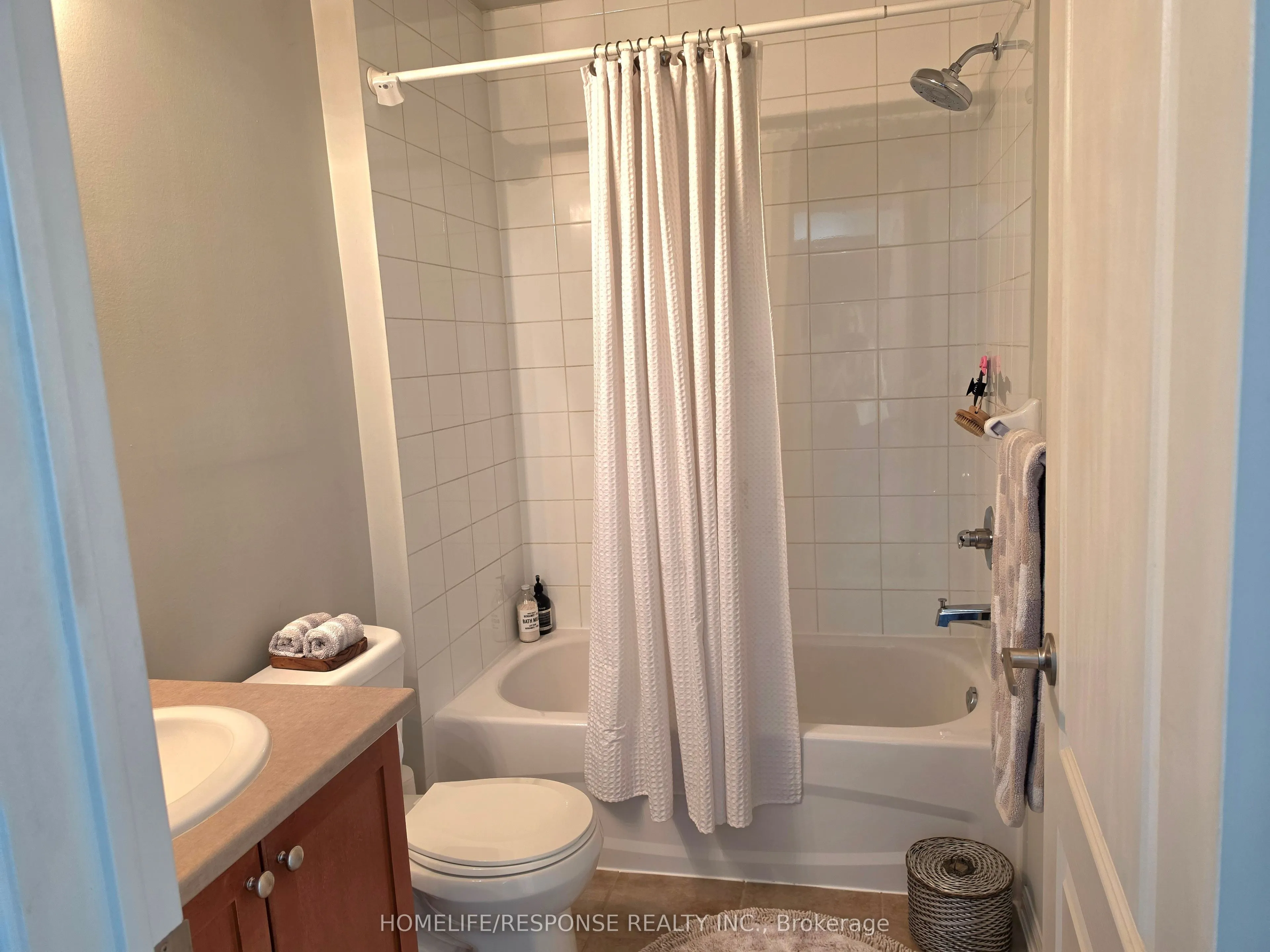 3175 BOXFORD Crescent #5