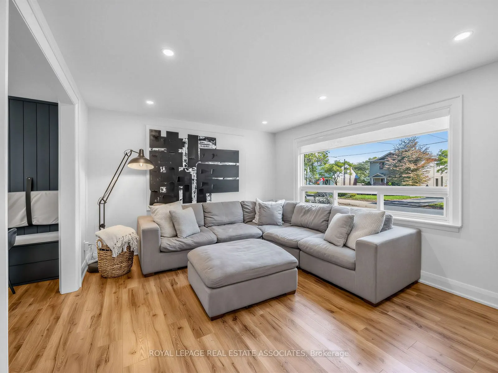 36 Jodphur Avenue