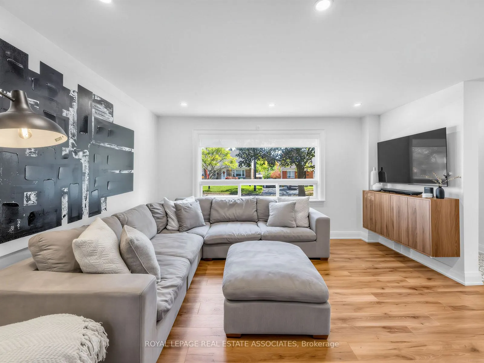 36 Jodphur Avenue
