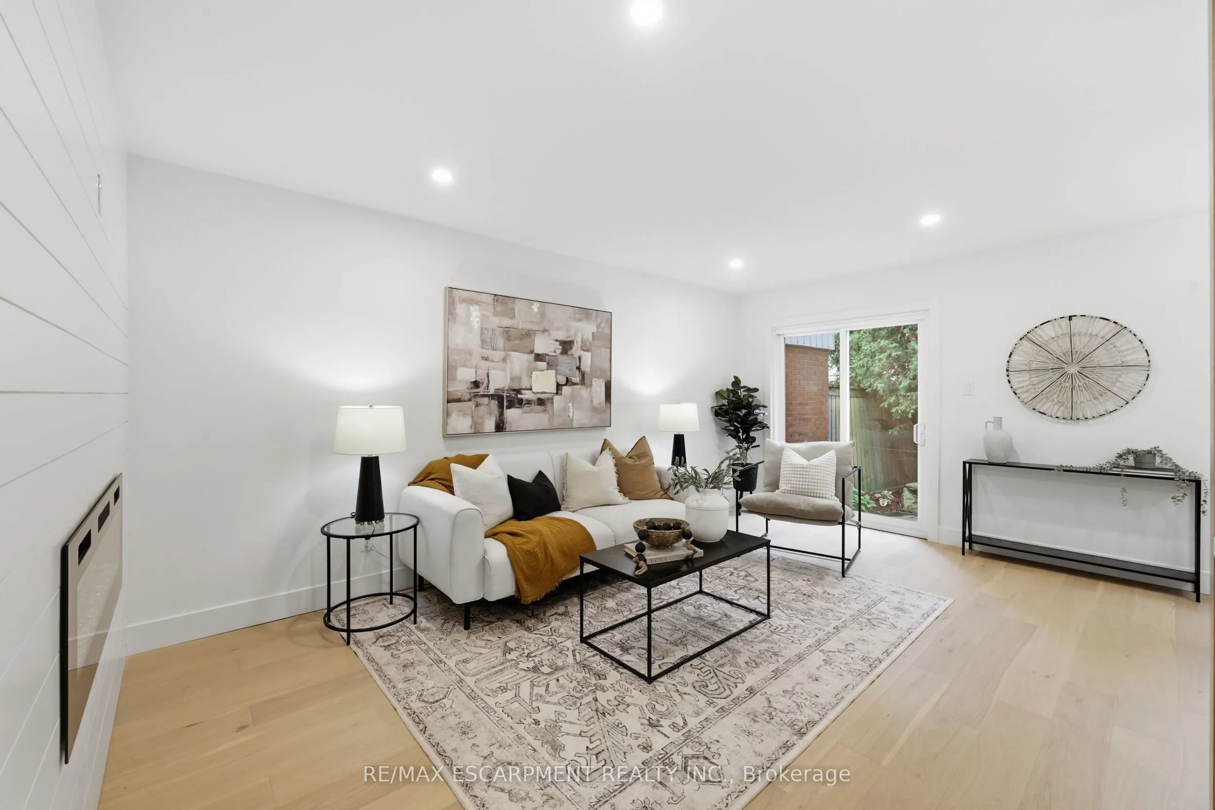 5095 Pinedale Avenue #106