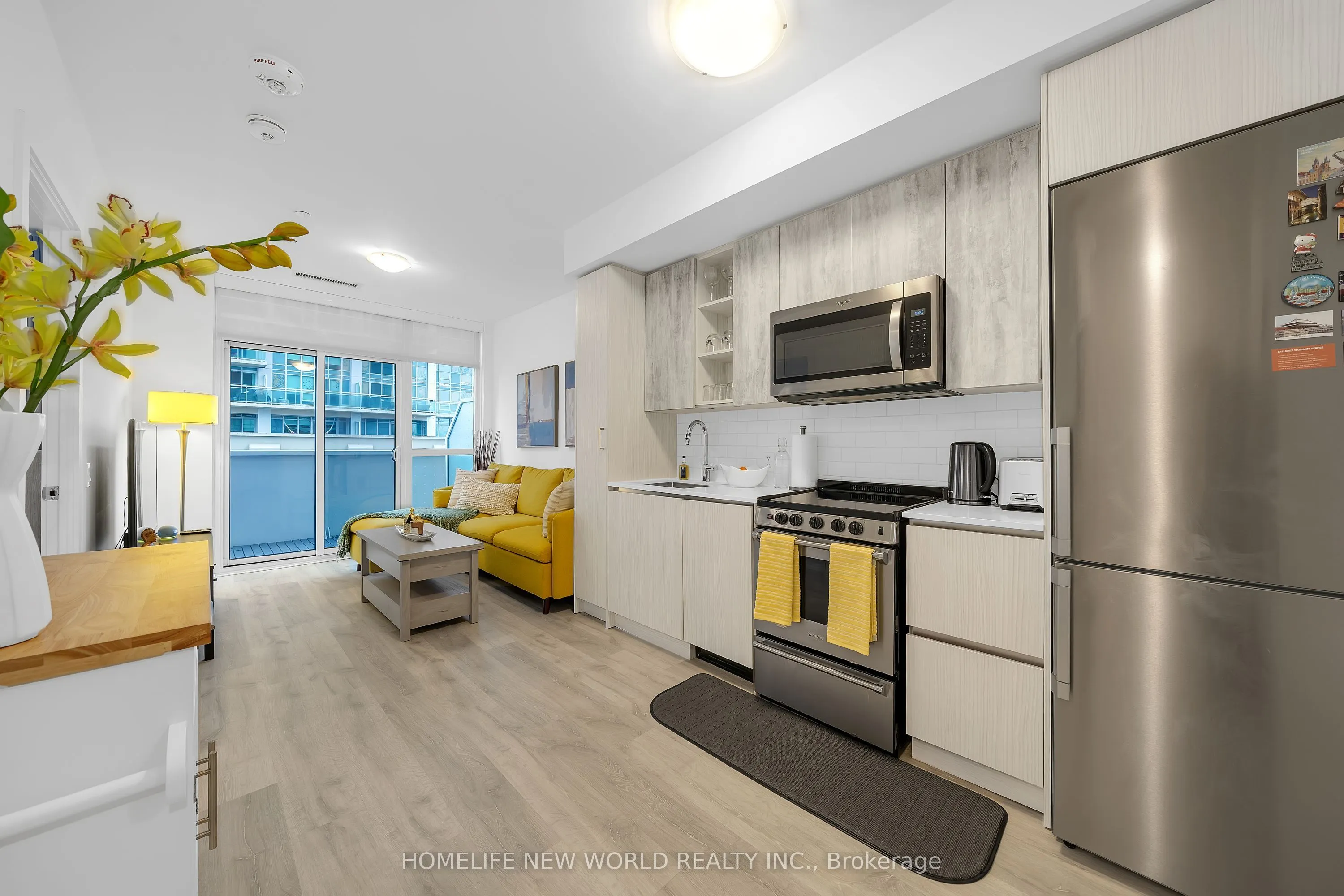 251 Manitoba Street #412